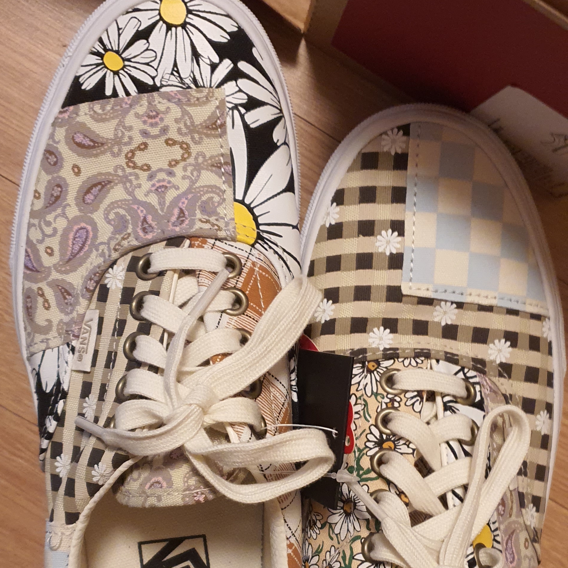 Vans Meadow Patchwork Era 착용 스타일 - 1