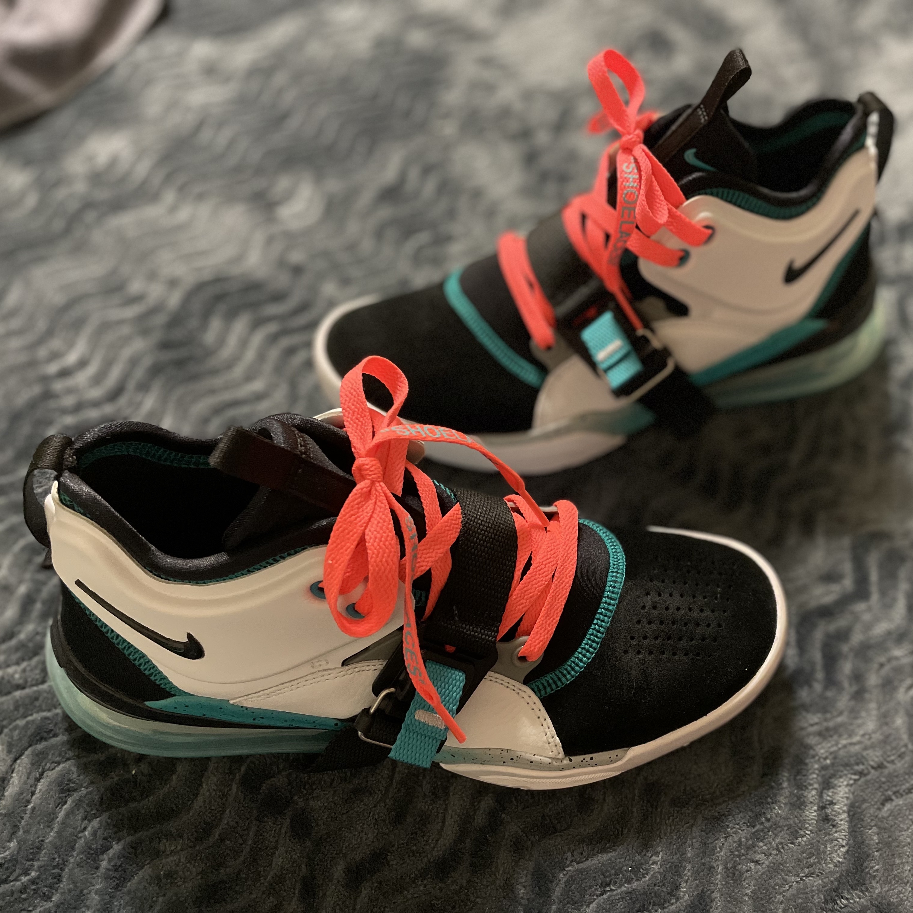 Nike Air Force 270 Command Force 착용 스타일 - 1