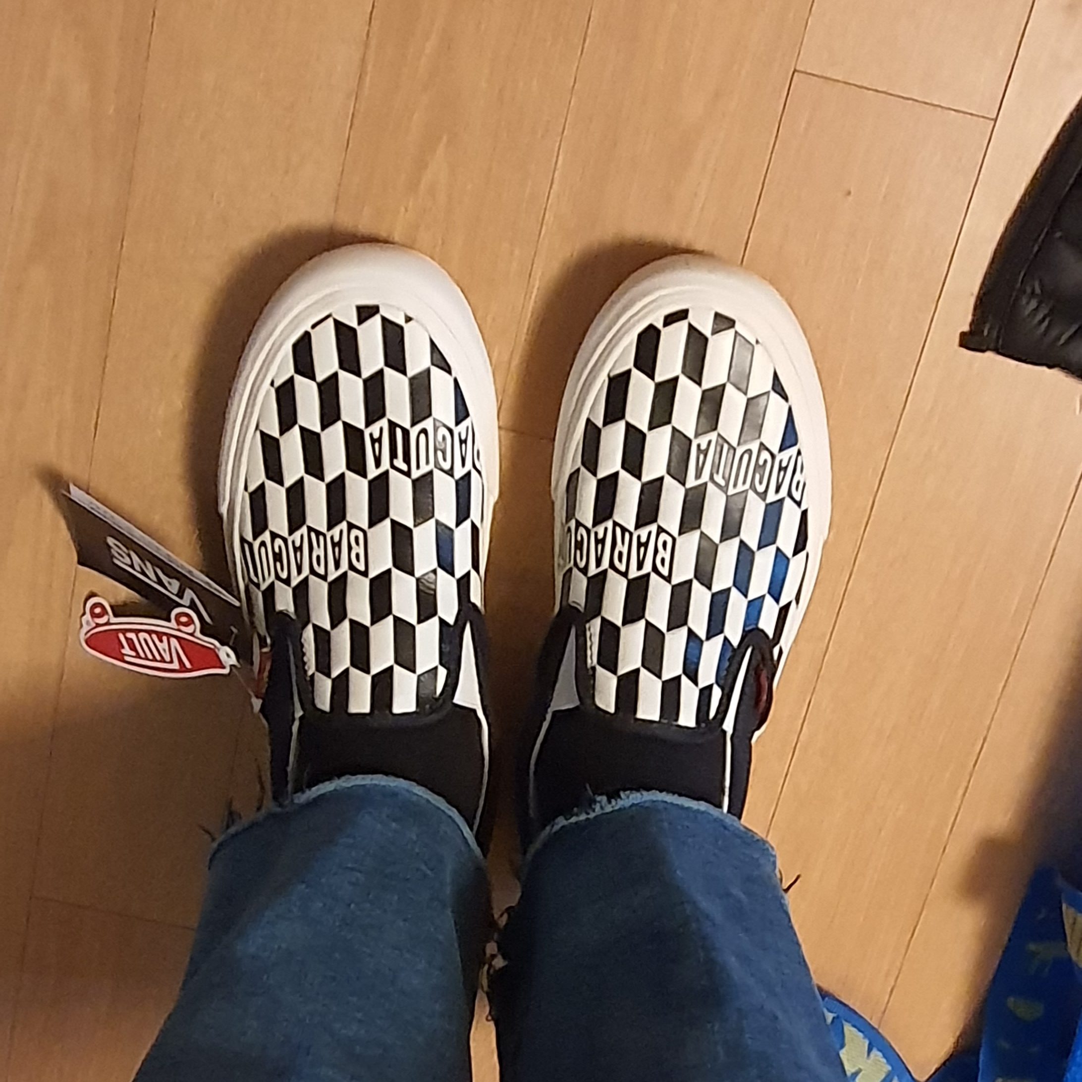 Vans Vault x Baracuta Classic Slip-On VLT LX Black Checkerboard 착용 스타일