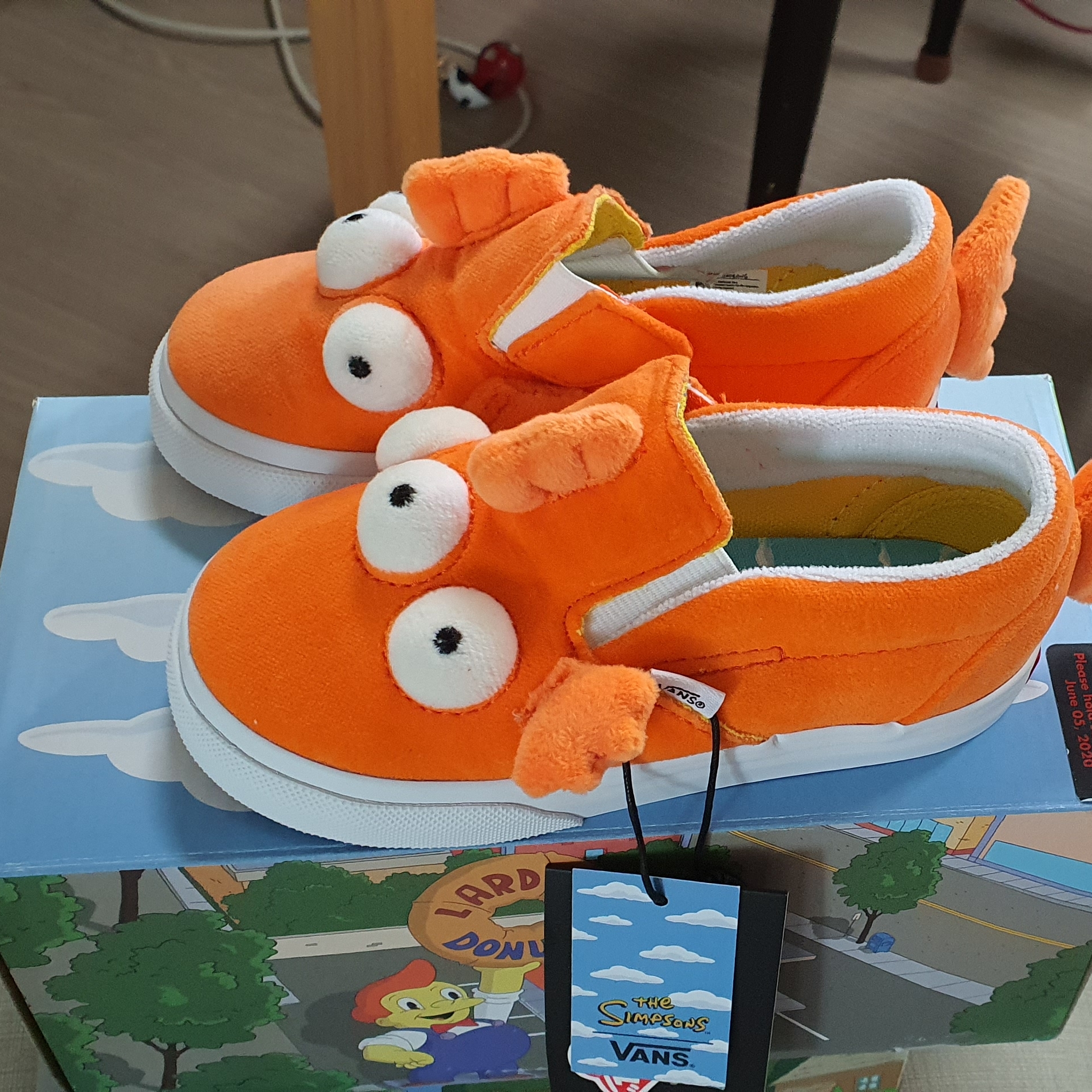 (TD) Vans x The Simpsons Slip-On Fish Blinky 착용 스타일 - 2