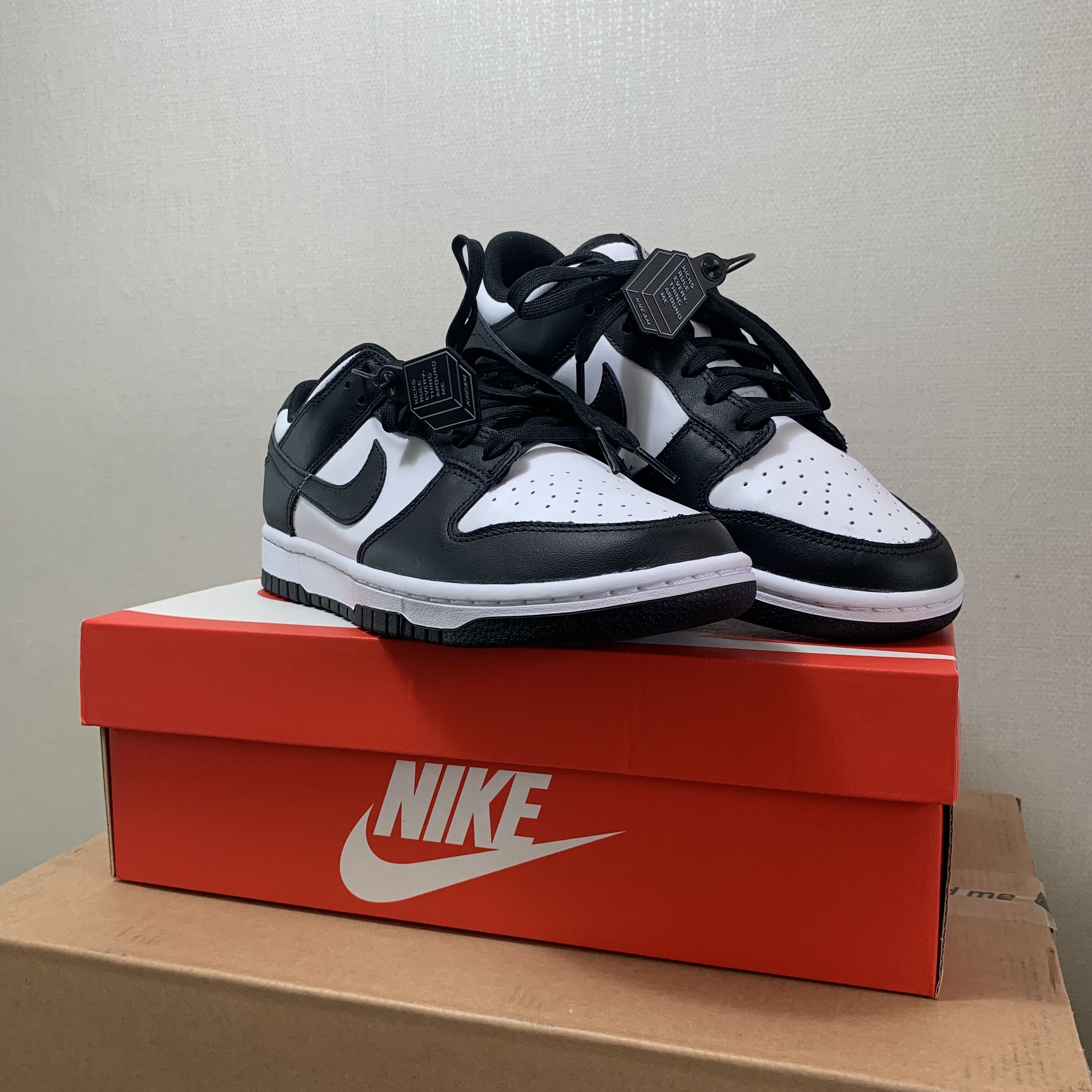 Nike Dunk Low Retro Black 착용 스타일 - 3