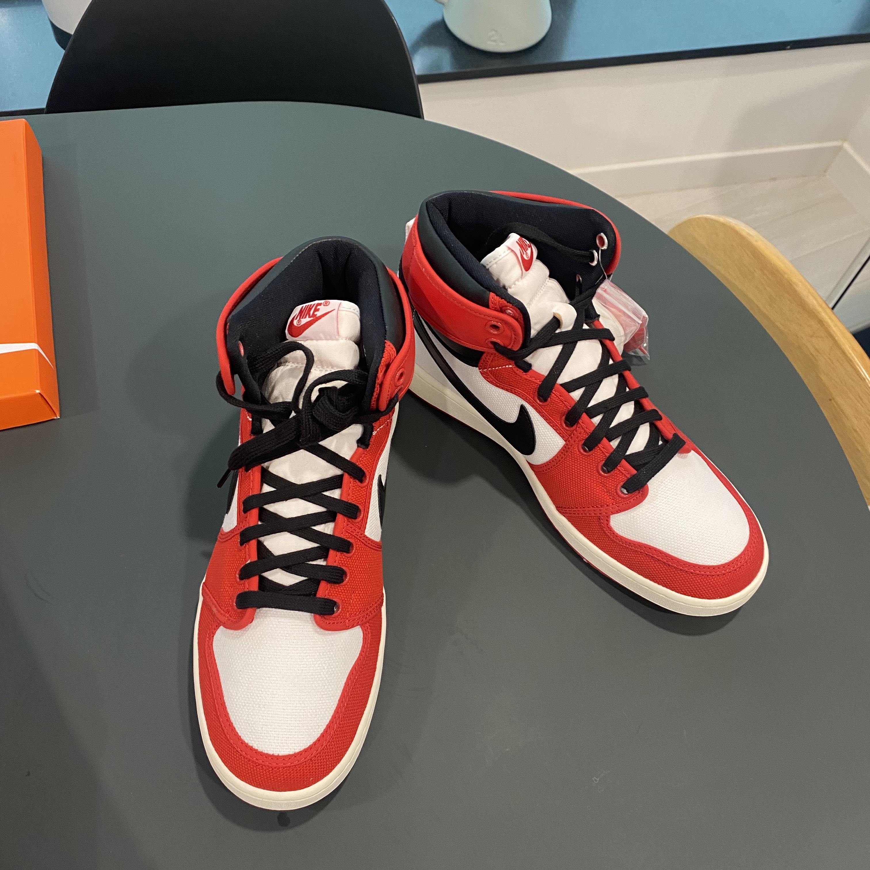 Jordan 1 KO Chicago 2021 착용 스타일 - 3