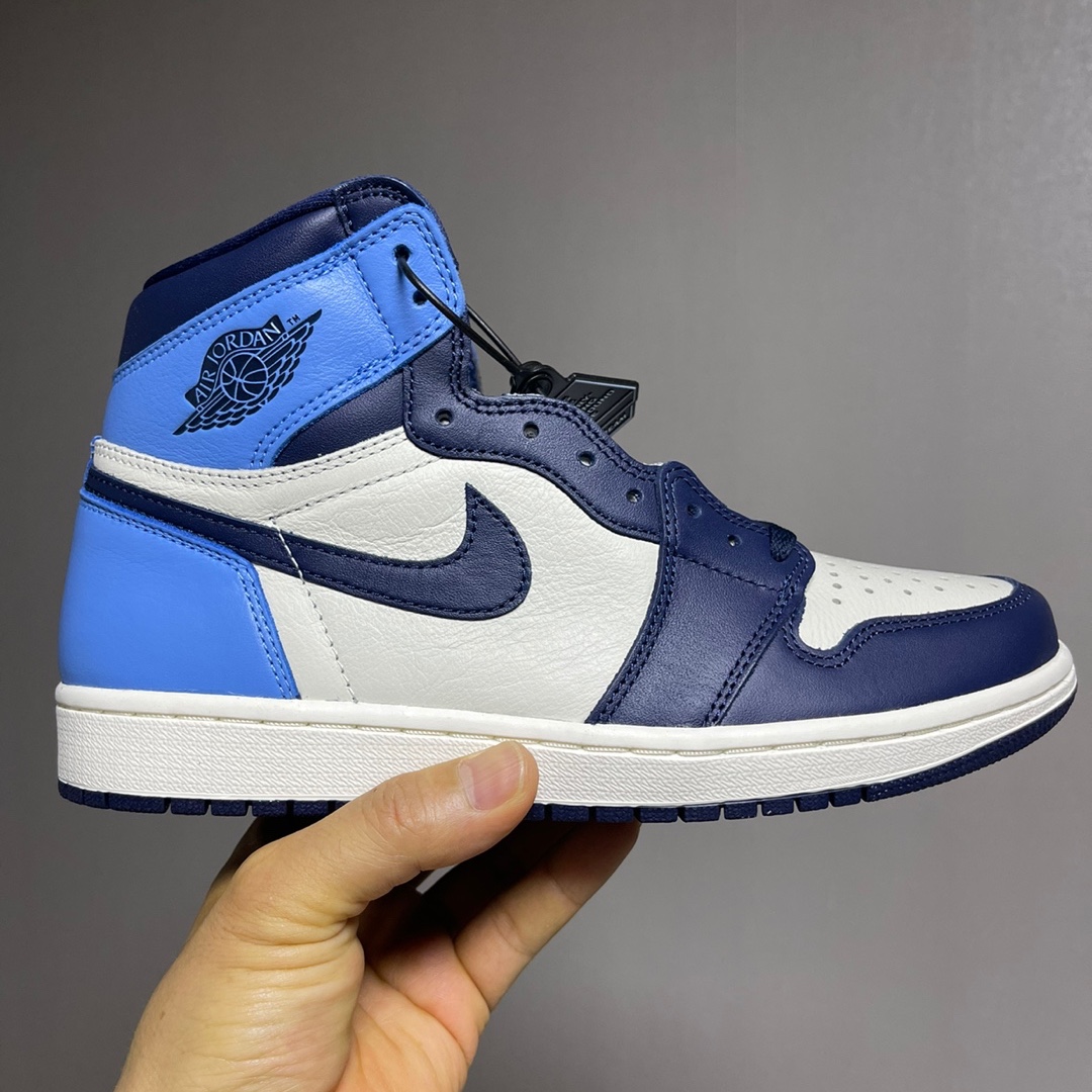 Jordan 1 Retro High Obsidian UNC 착용 스타일
