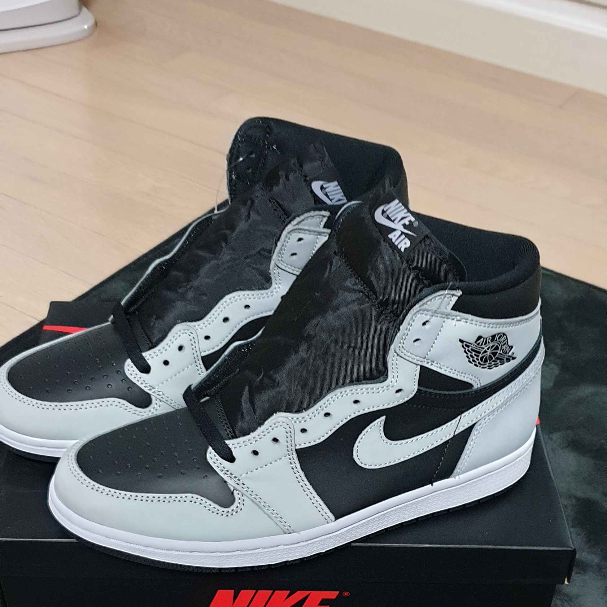 Jordan 1 Retro High OG Shadow 2.0 착용 스타일
