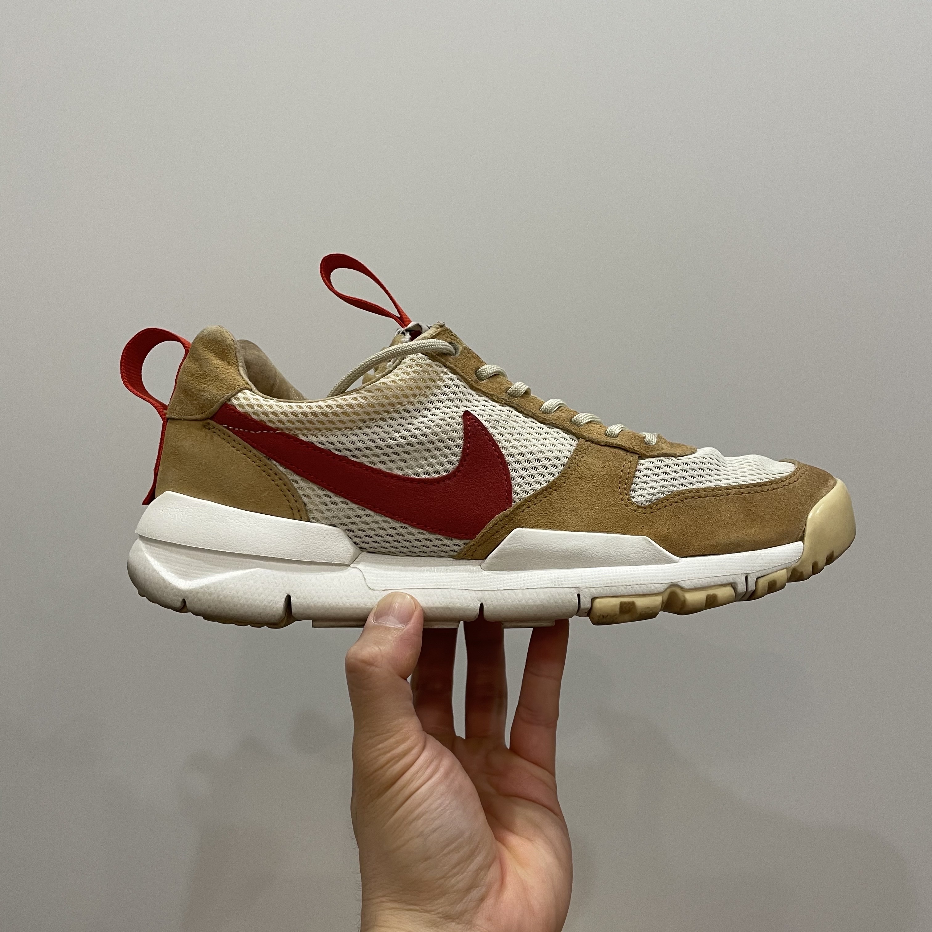 Nike x Tom Sachs Mars Yard Shoe 2.0 Space Camp 착용 스타일