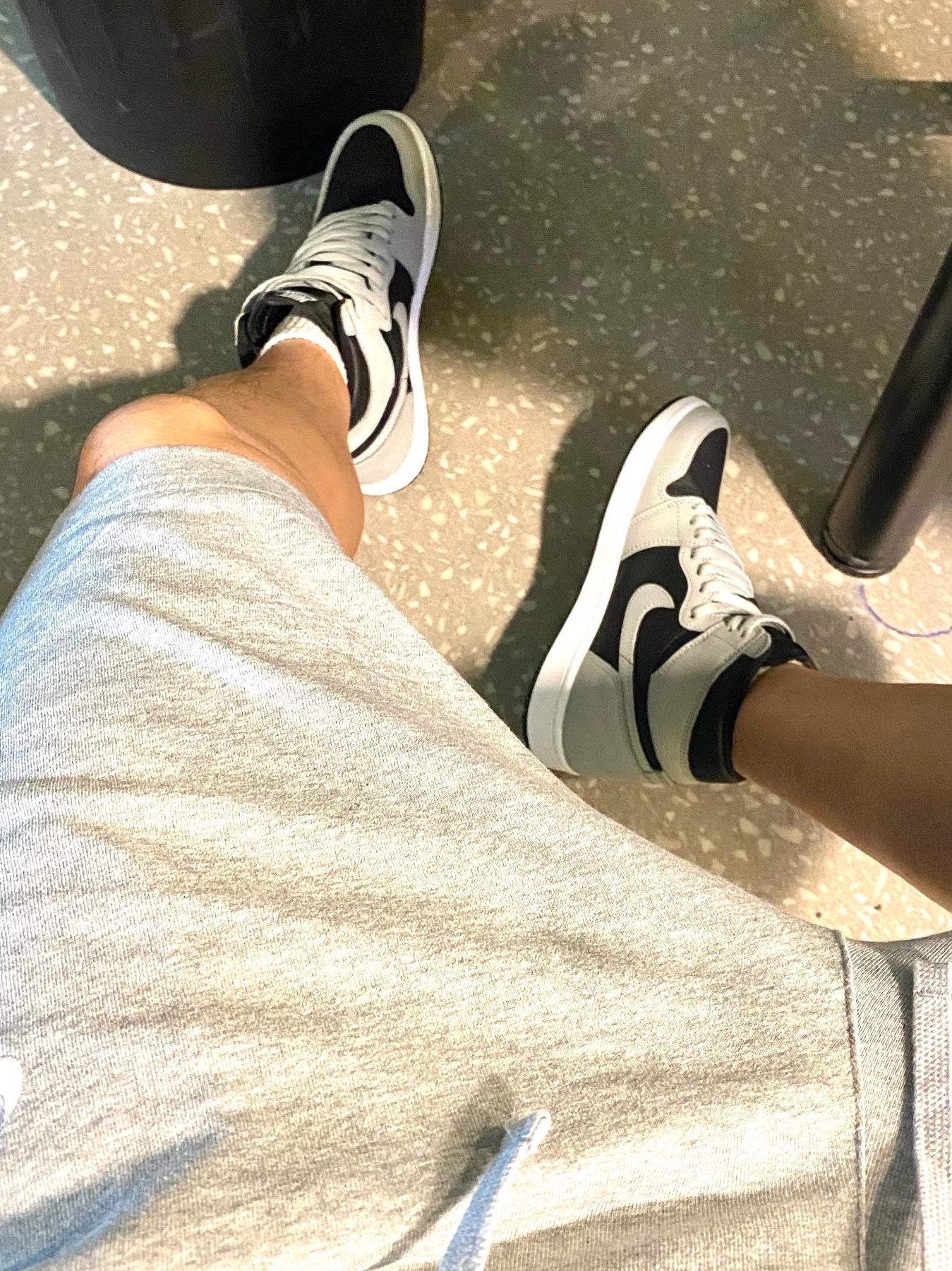 Jordan 1 Retro High OG Shadow 2.0 착용 스타일 - 2