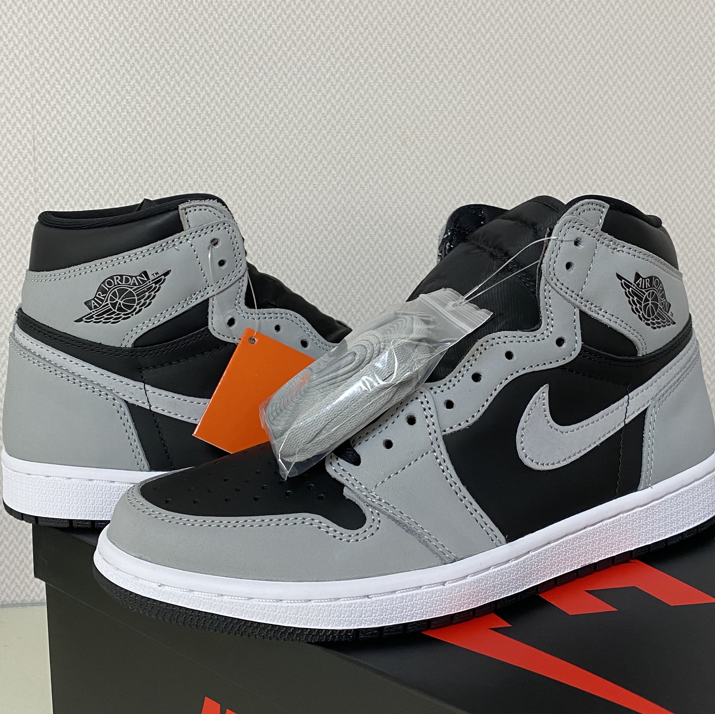 Jordan 1 Retro High OG Shadow 2.0 착용 스타일 - 3