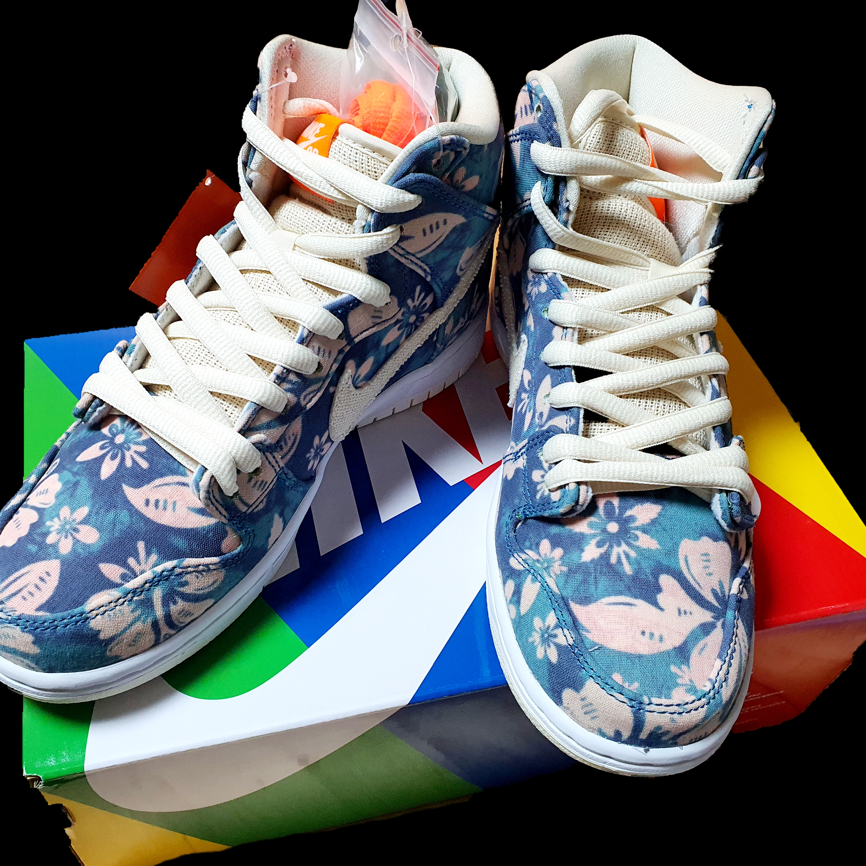 Nike SB Dunk High Pro Hawaii 착용 스타일 - 1
