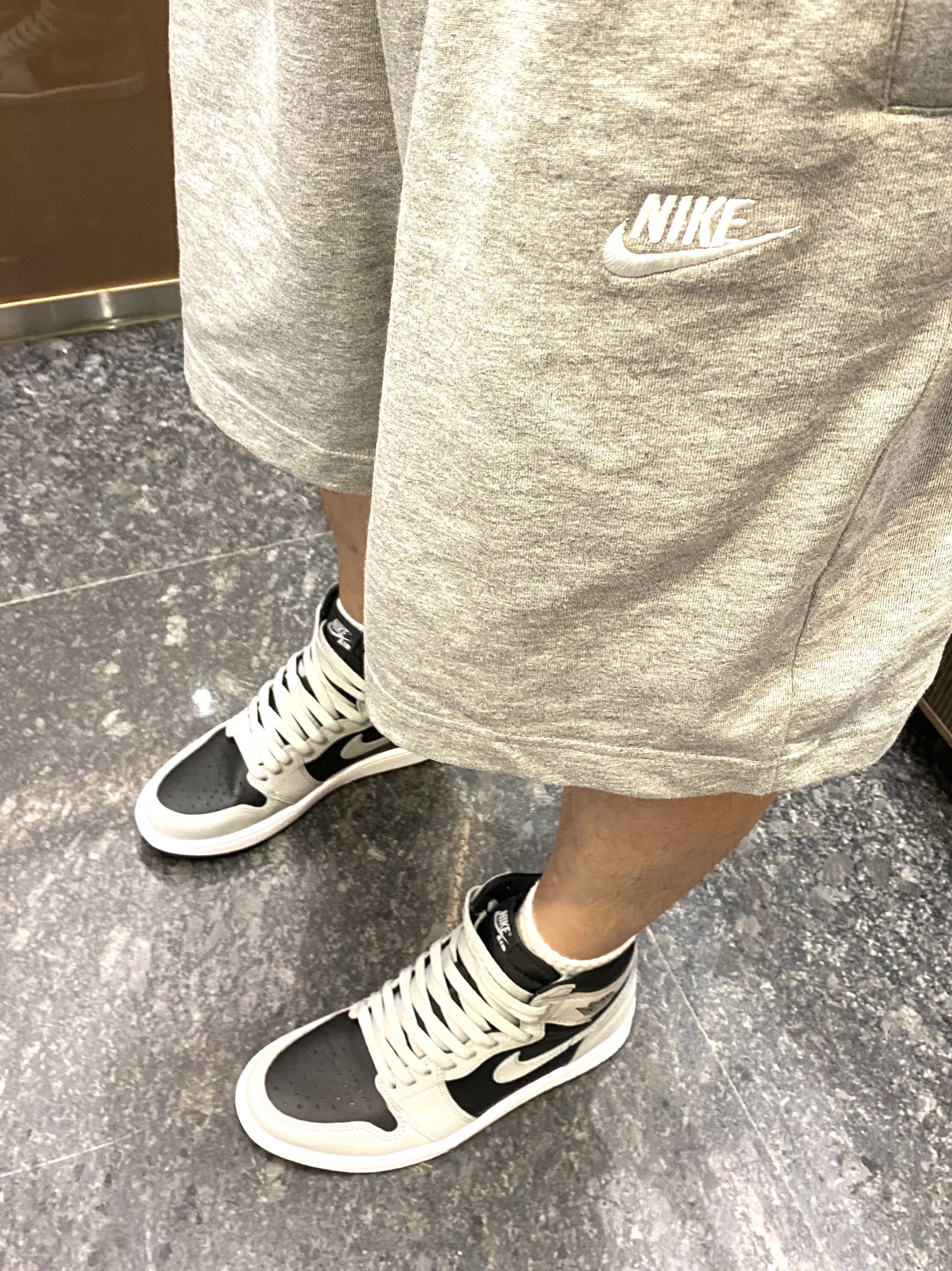Jordan 1 Retro High OG Shadow 2.0 착용 스타일 - 2