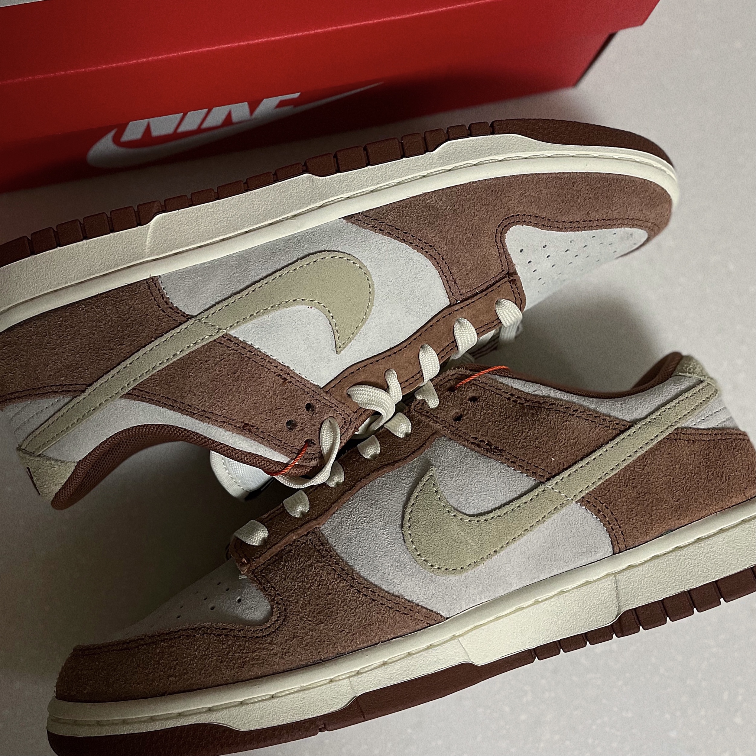 Nike Dunk Low Pro Premium Medium Curry 착용 스타일