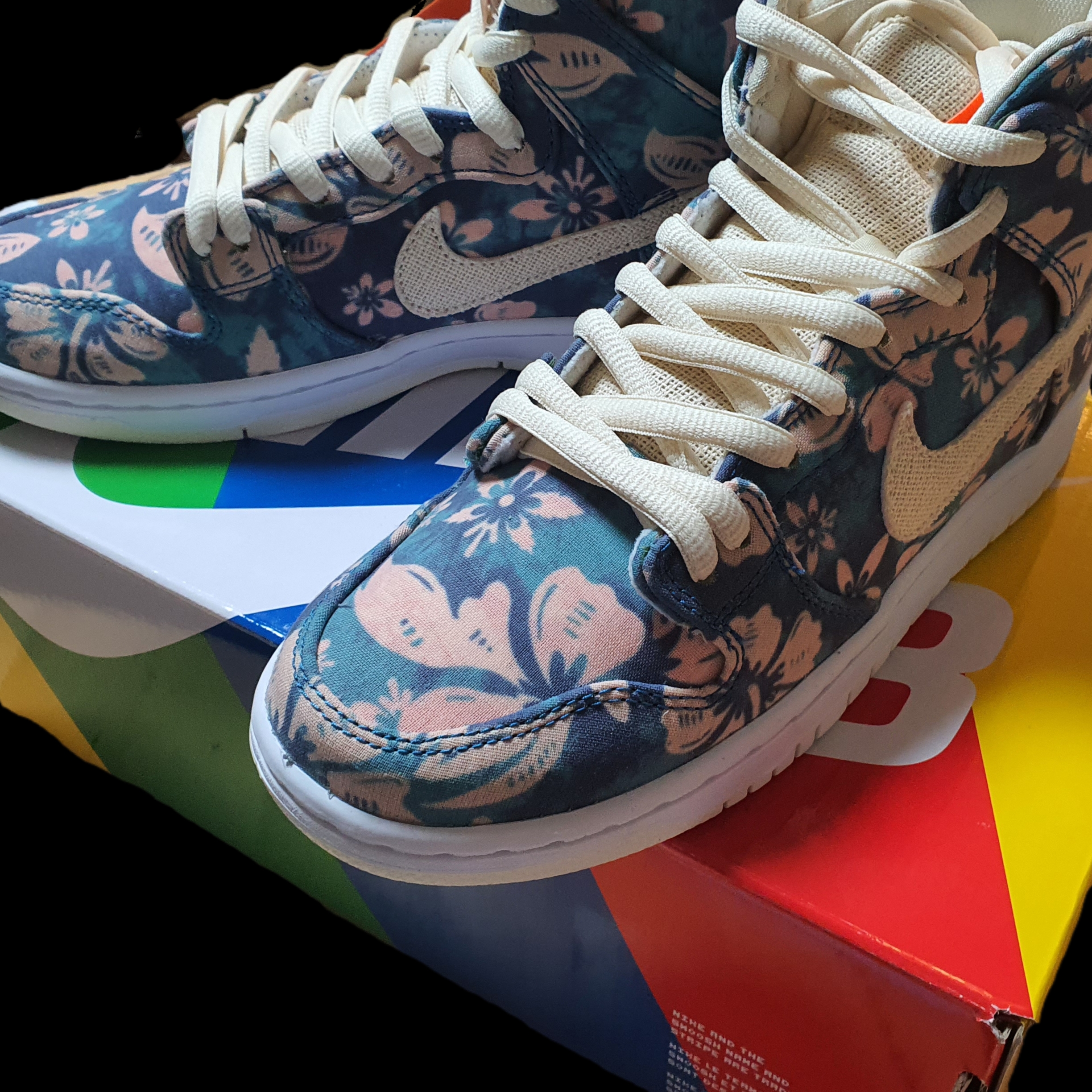 Nike SB Dunk High Pro Hawaii 착용 스타일 - 2