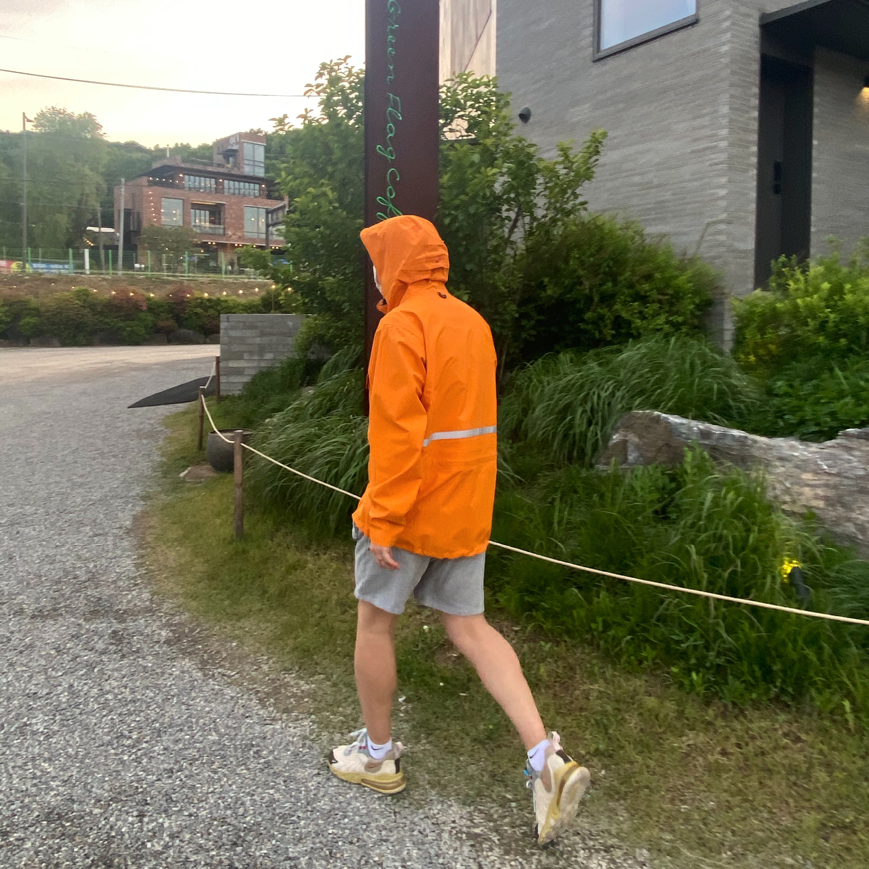 Nike x Travis Scott Air Max 270 React Cactus Trails 착용 스타일