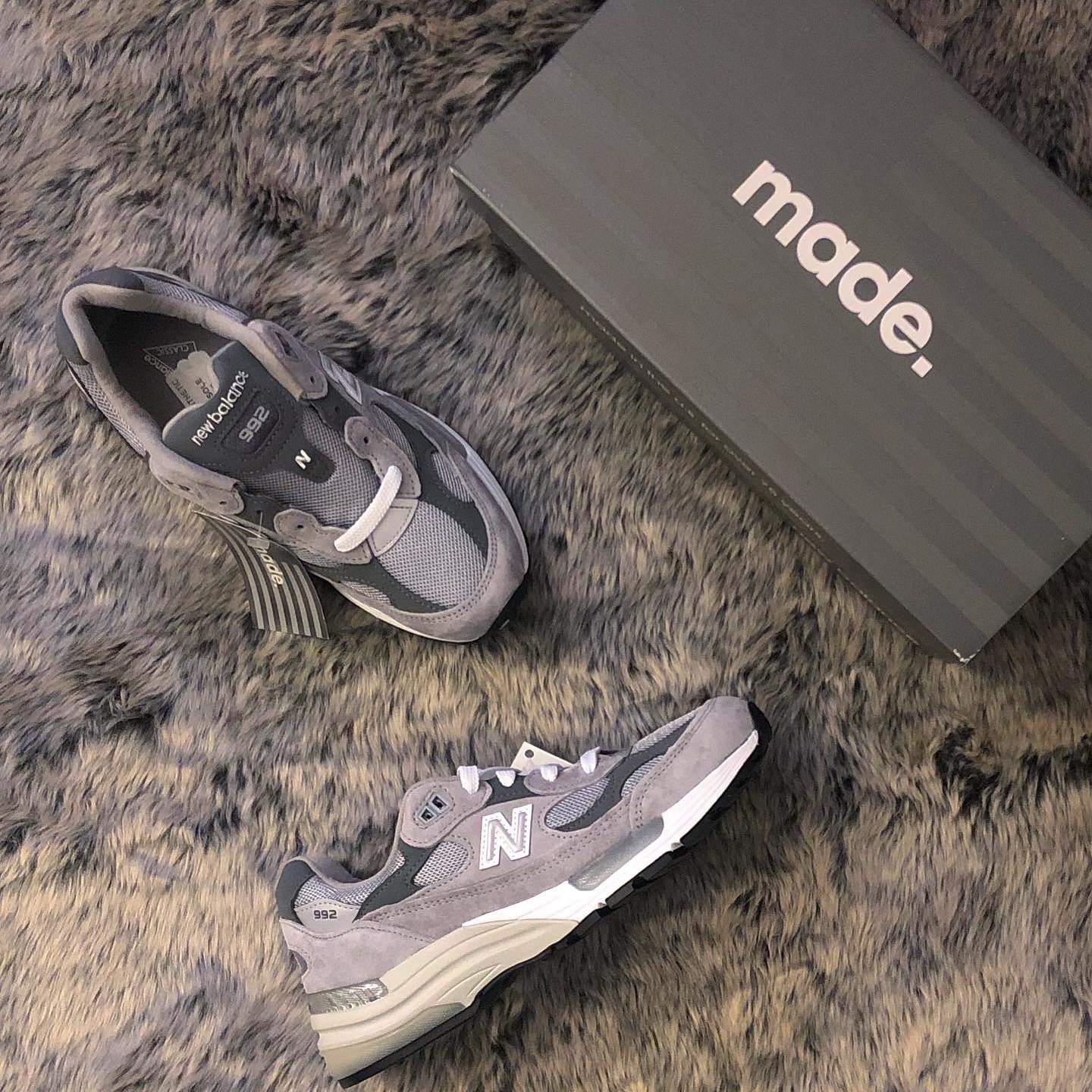 New Balance 992 Made in USA Grey - D Standard 착용 스타일
