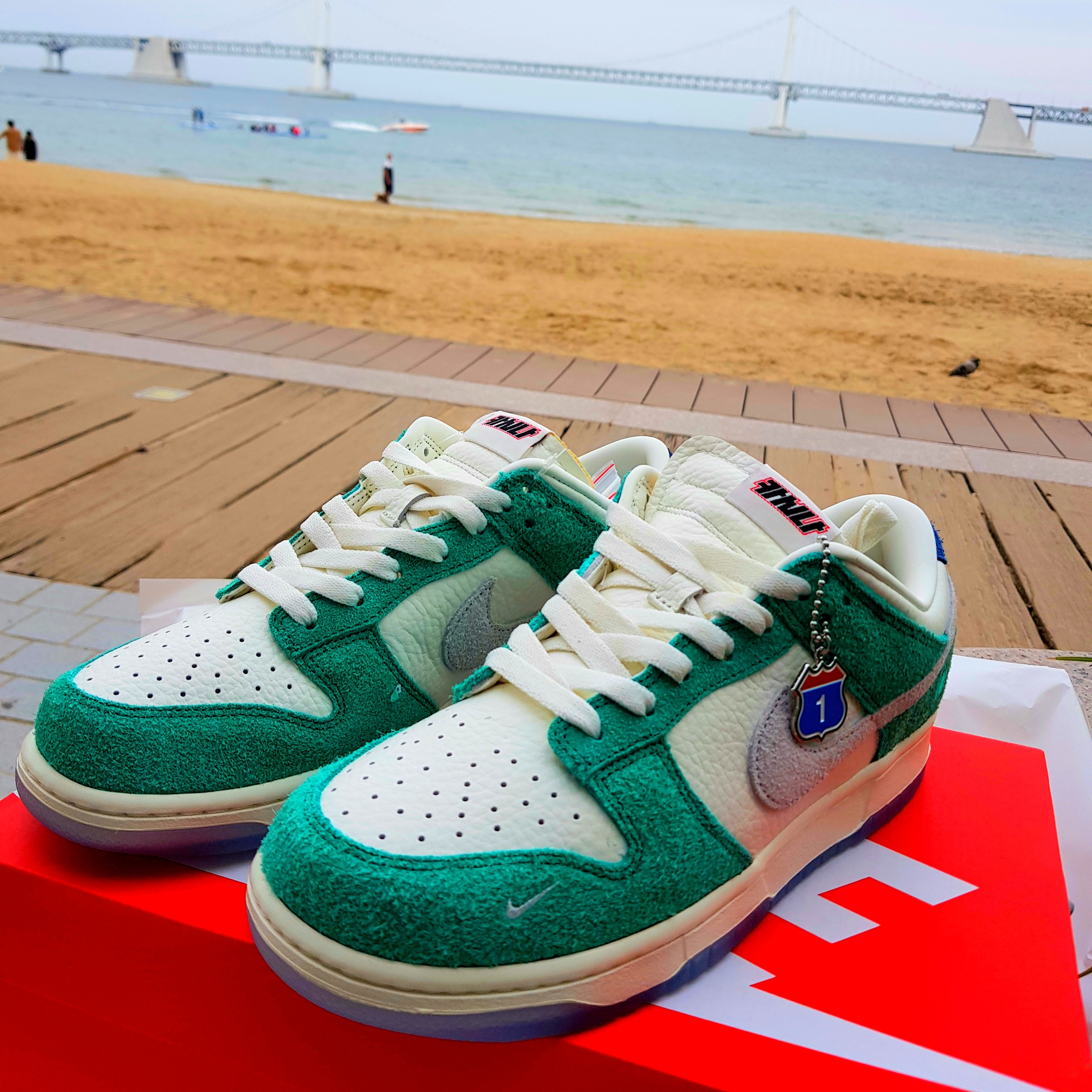 Nike x Kasina Dunk Low Road Sign - Kasina Exclusive 착용 스타일 - 2