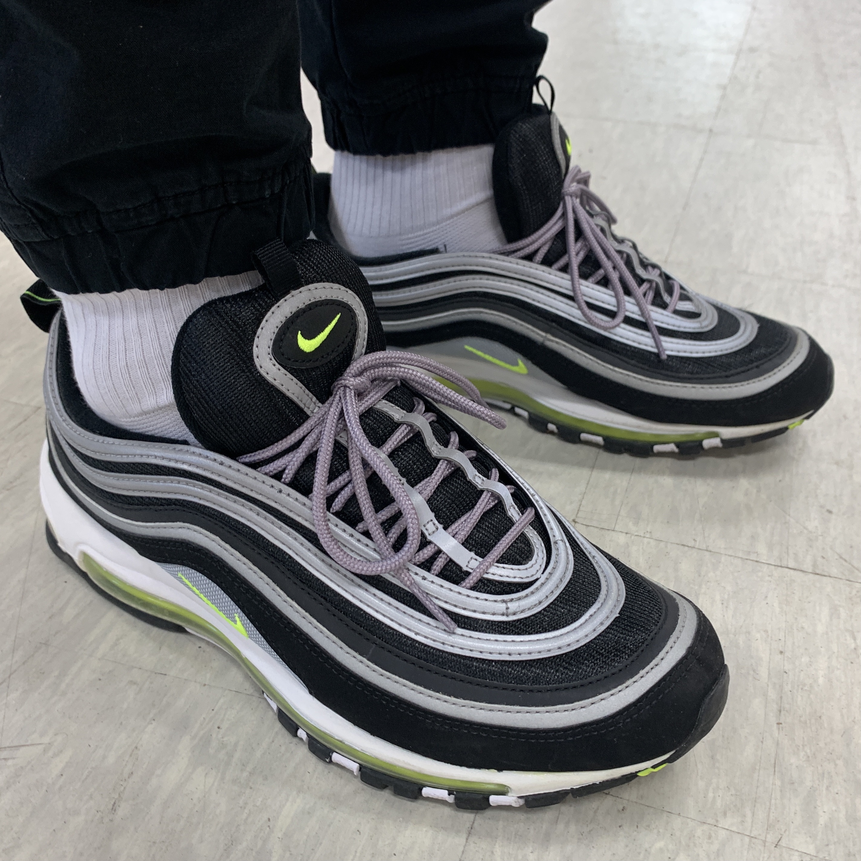 Nike Air Max 97 OG Black Volt Asia 착용 스타일