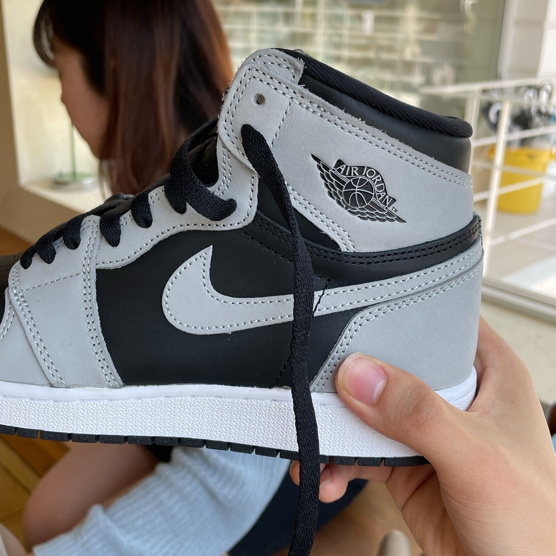 Jordan 1 Retro High OG Royal Toe, (GS) Jordan 1 Retro High OG Shadow 2.0 착용 스타일 - 3