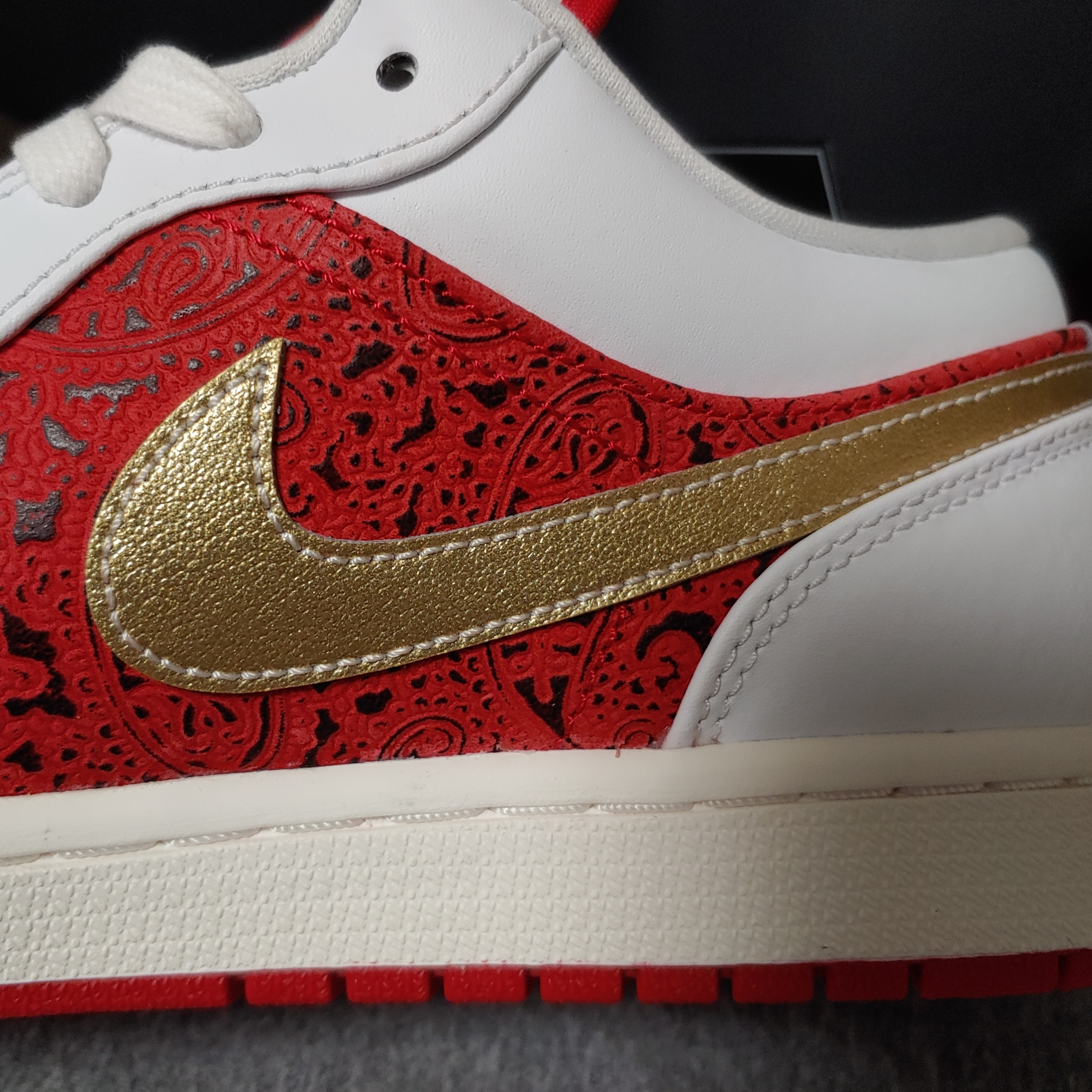 Jordan 1 Low SE Spades 착용 스타일 - 1