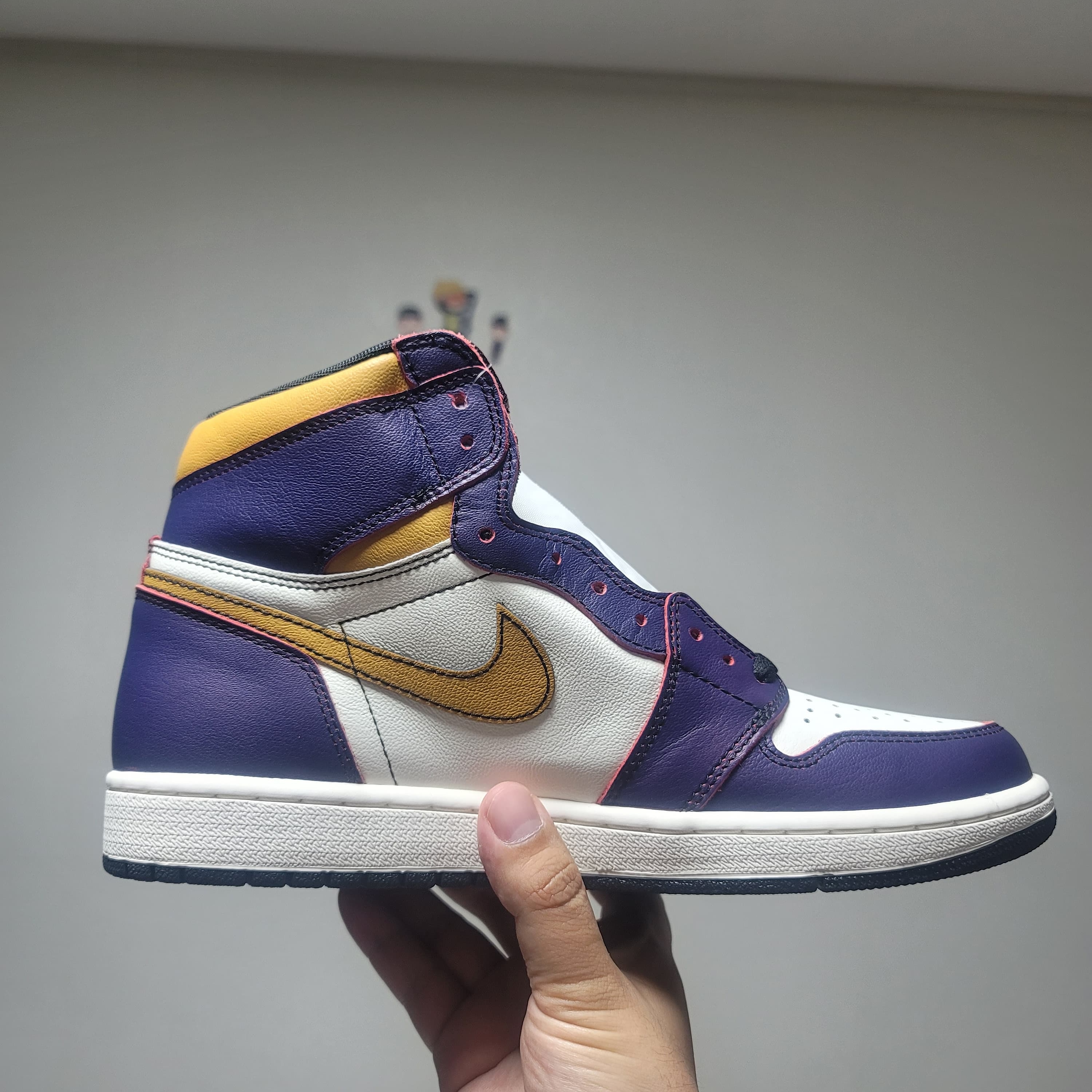 Jordan 1 Retro High OG Defiant SB LA to Chicago ์ฐฉ์ฉ ์คํ์ผ