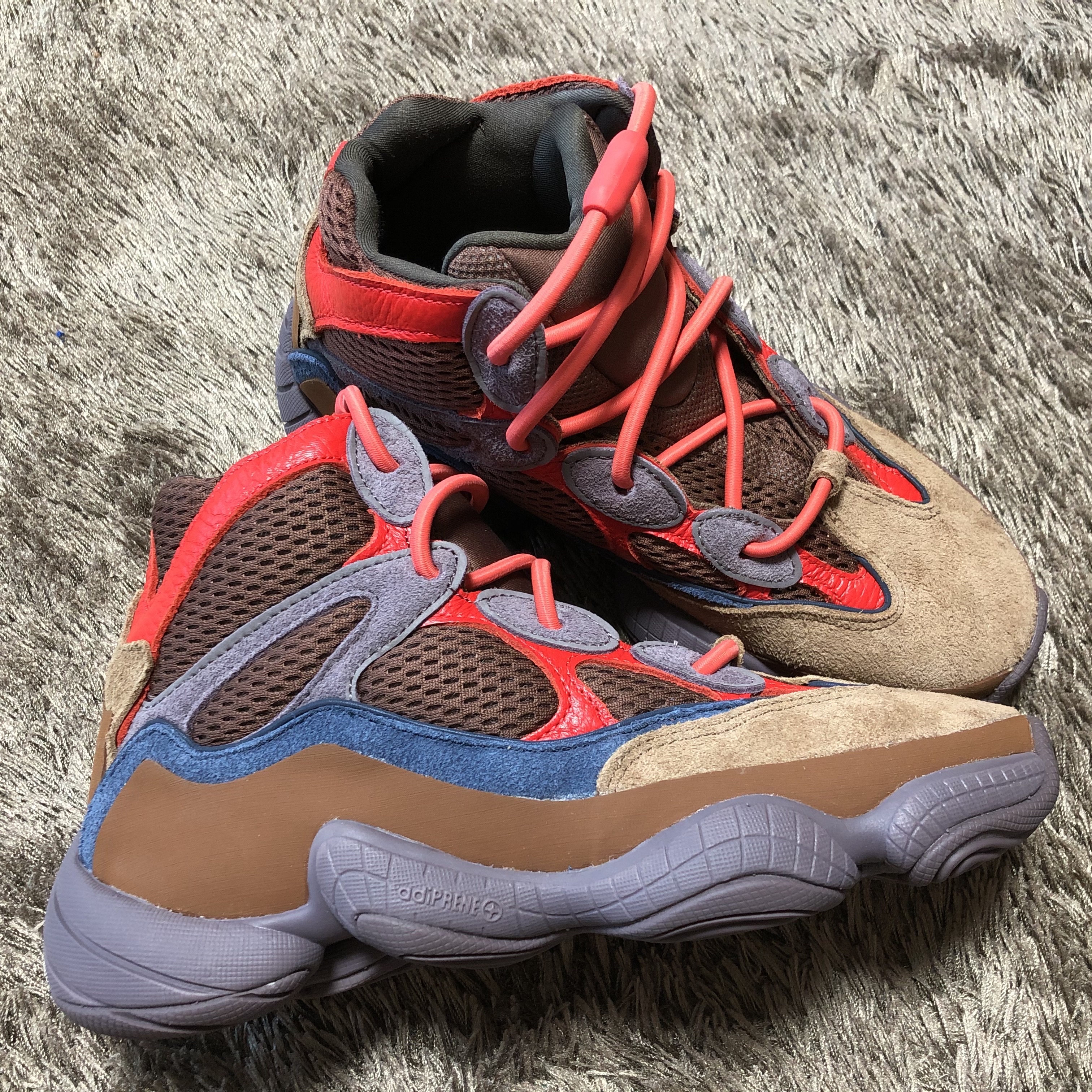 Adidas Yeezy 500 High Sumac 착용 스타일 - 4