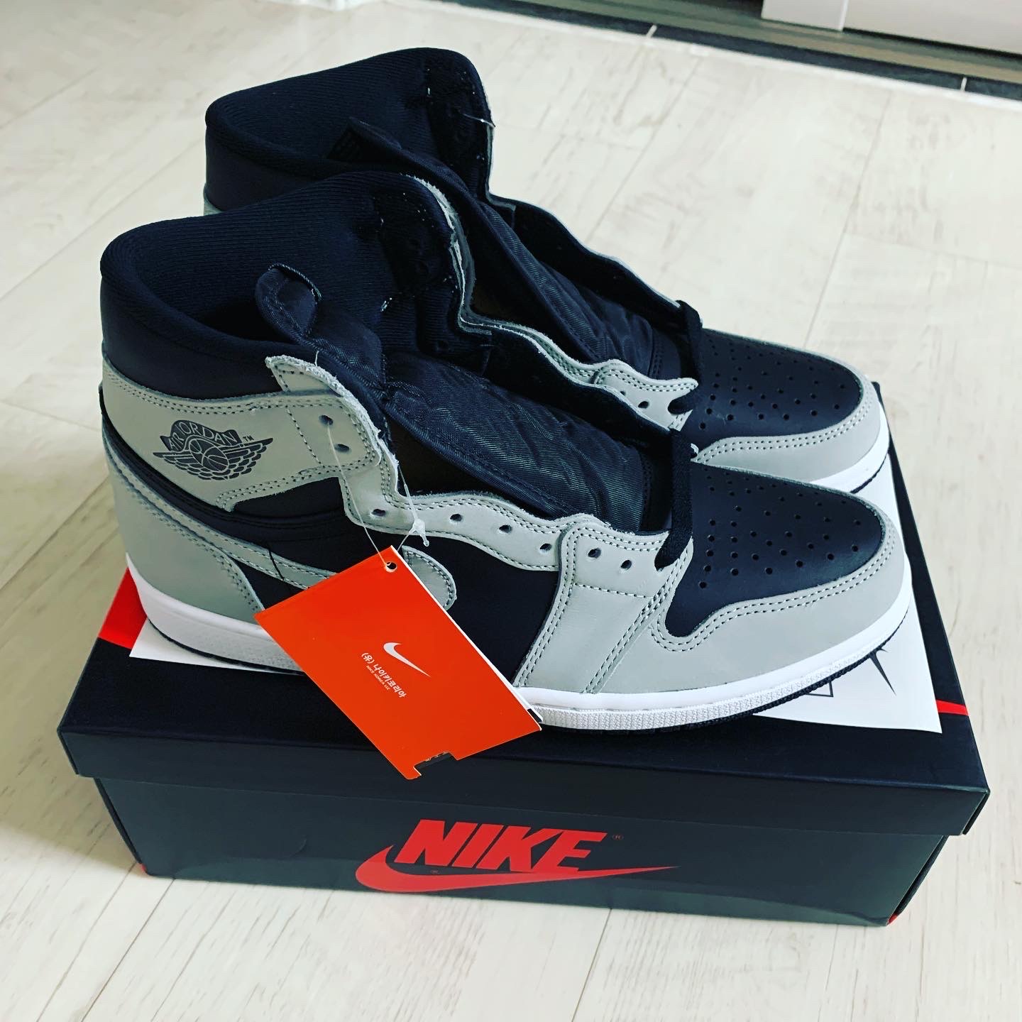 Jordan 1 Retro High OG Shadow 2.0 착용 스타일 - 2