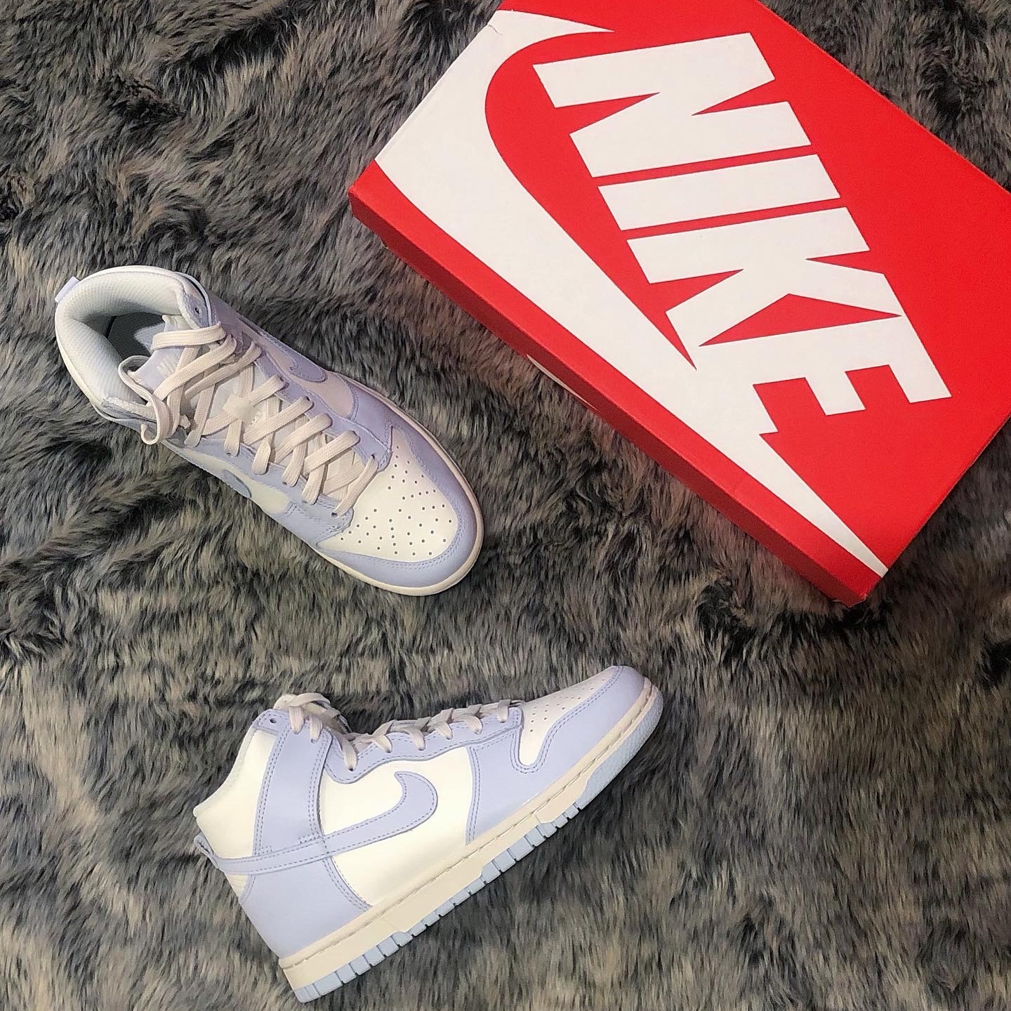 (W) Nike Dunk High Football Grey 착용 스타일 - 2