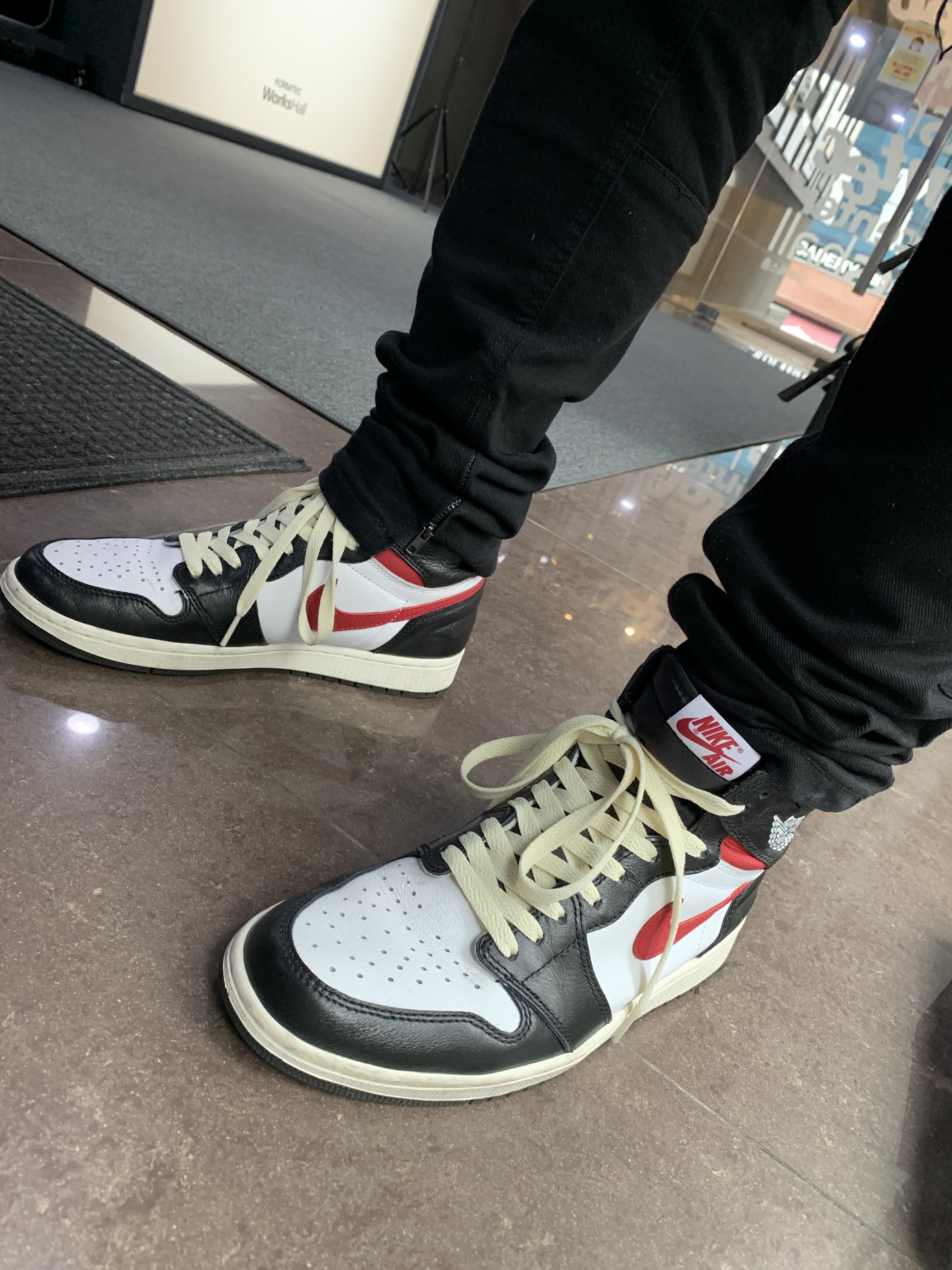 Jordan 1 Retro High OG Gym Red 착용 스타일