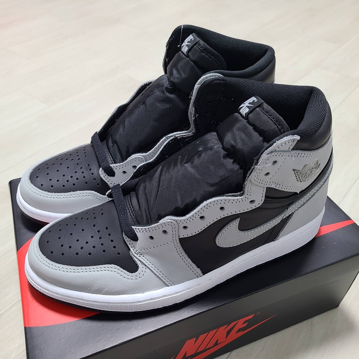 Jordan 1 Retro High OG Shadow 2.0 착용 스타일 - 2