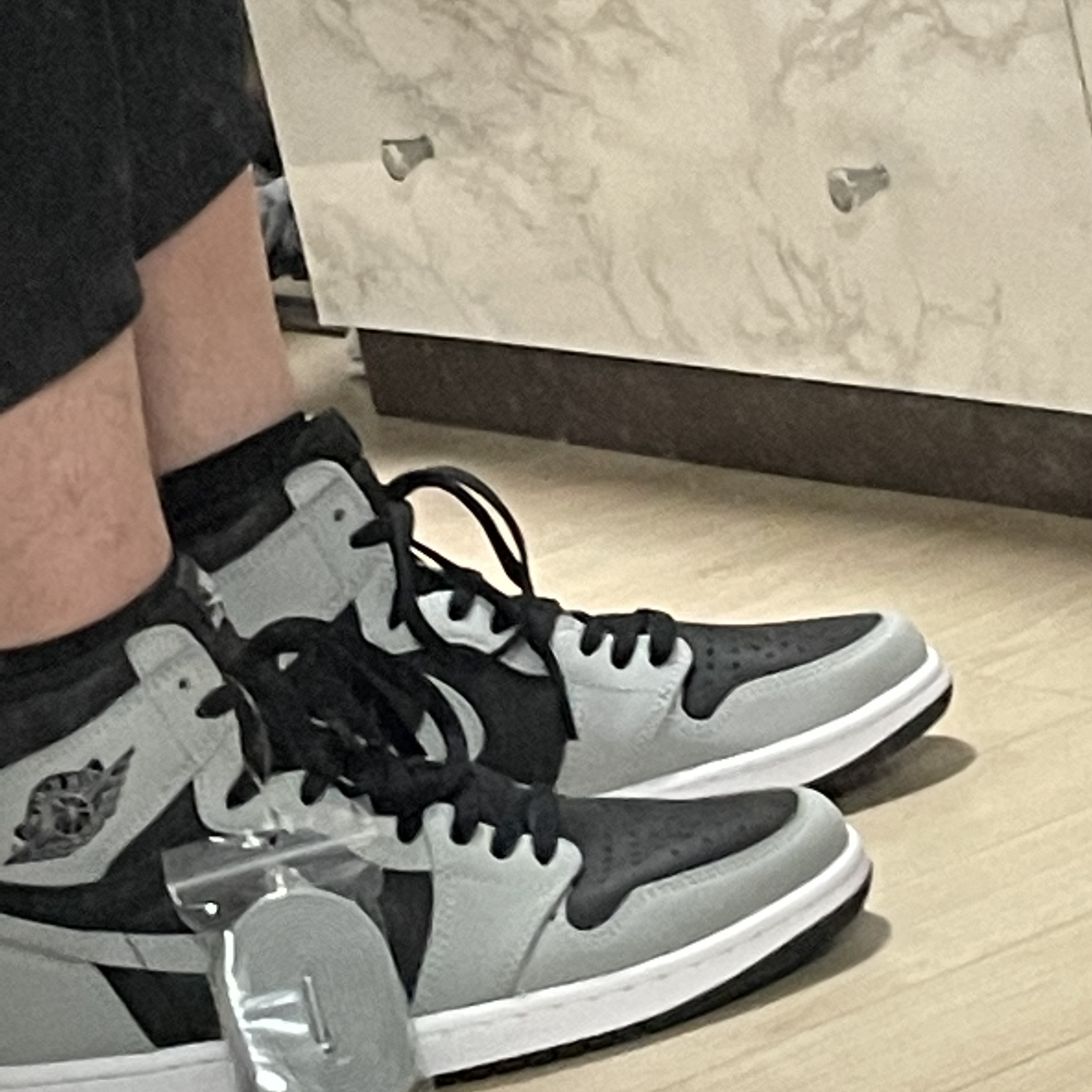 Jordan 1 Retro High OG Shadow 2.0 착용 스타일 - 2