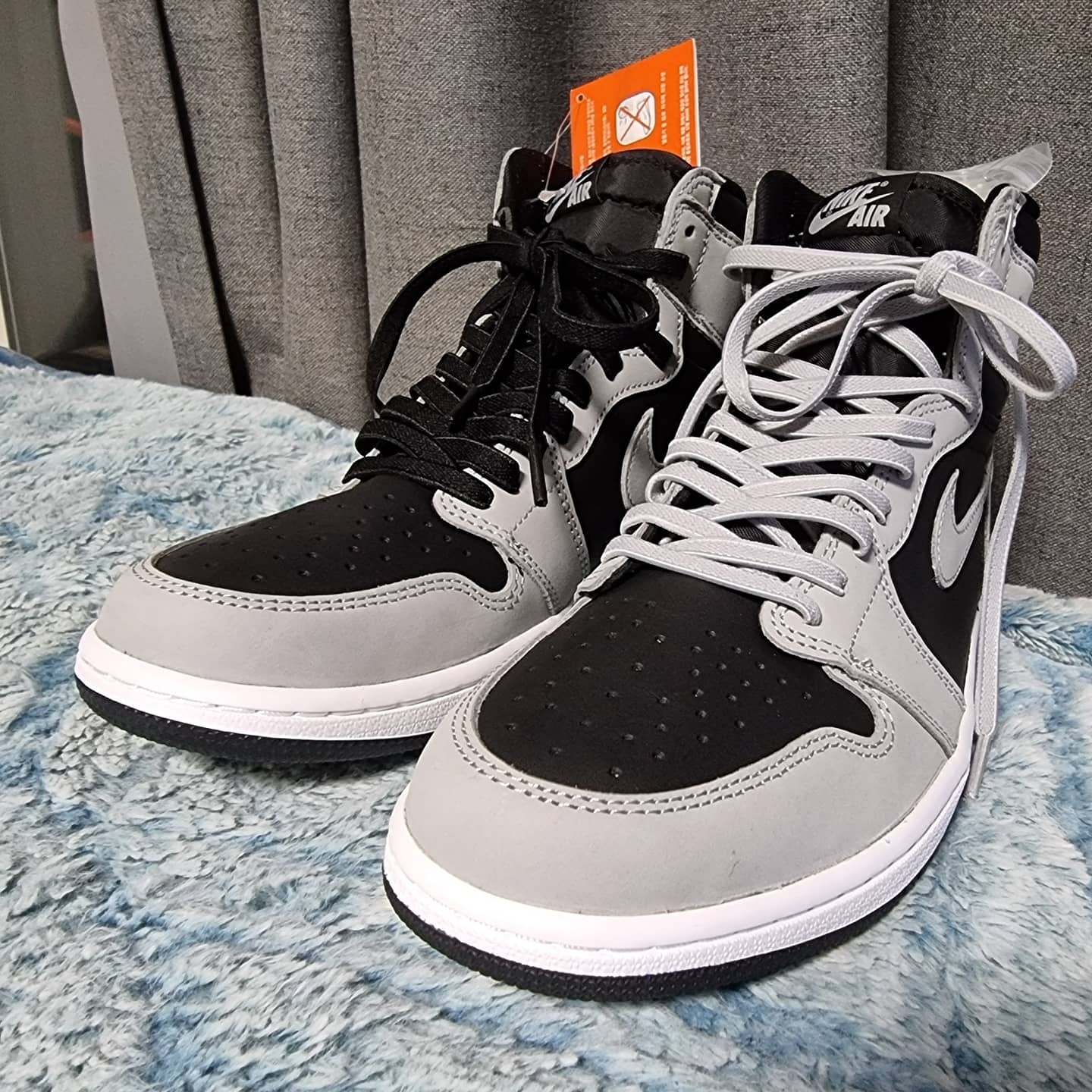 Jordan 1 Retro High OG Shadow 2.0 착용 스타일 - 3