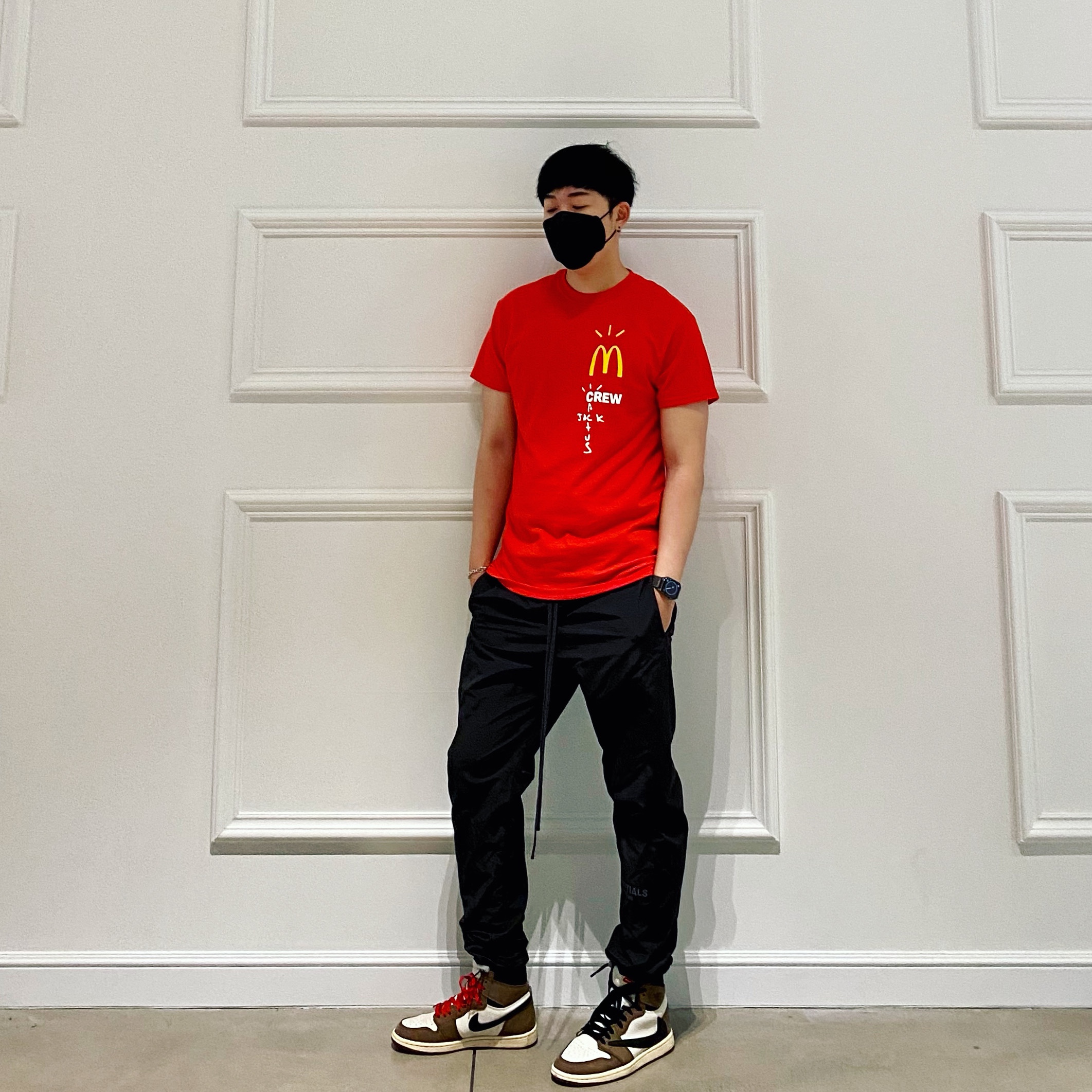 Essentials Track Pants Black - 20FW, Jordan 1 x Travis Scott Retro High OG SP Mocha 착용 스타일