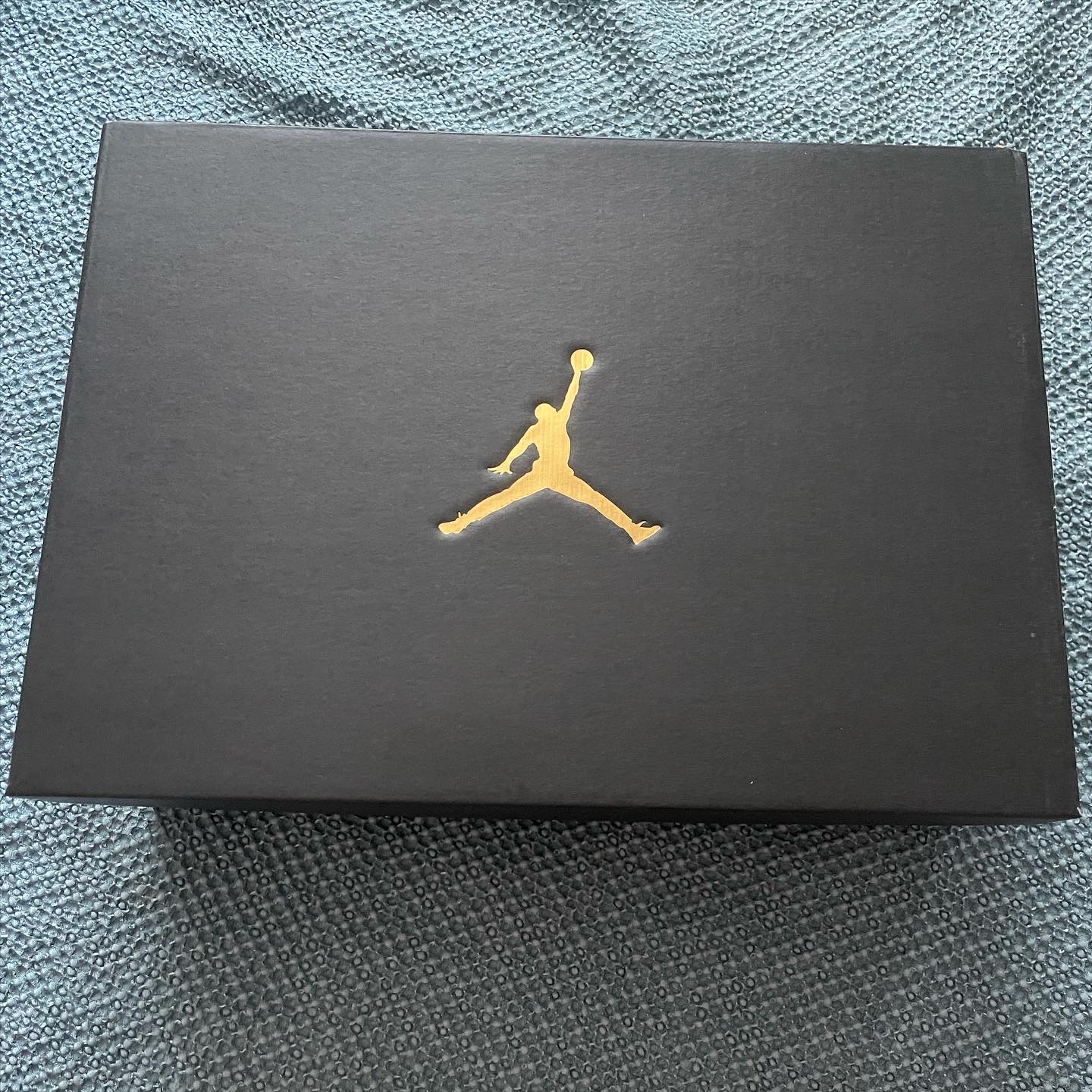 Jordan 1 Mid SE Signal Blue 착용 스타일 - 1
