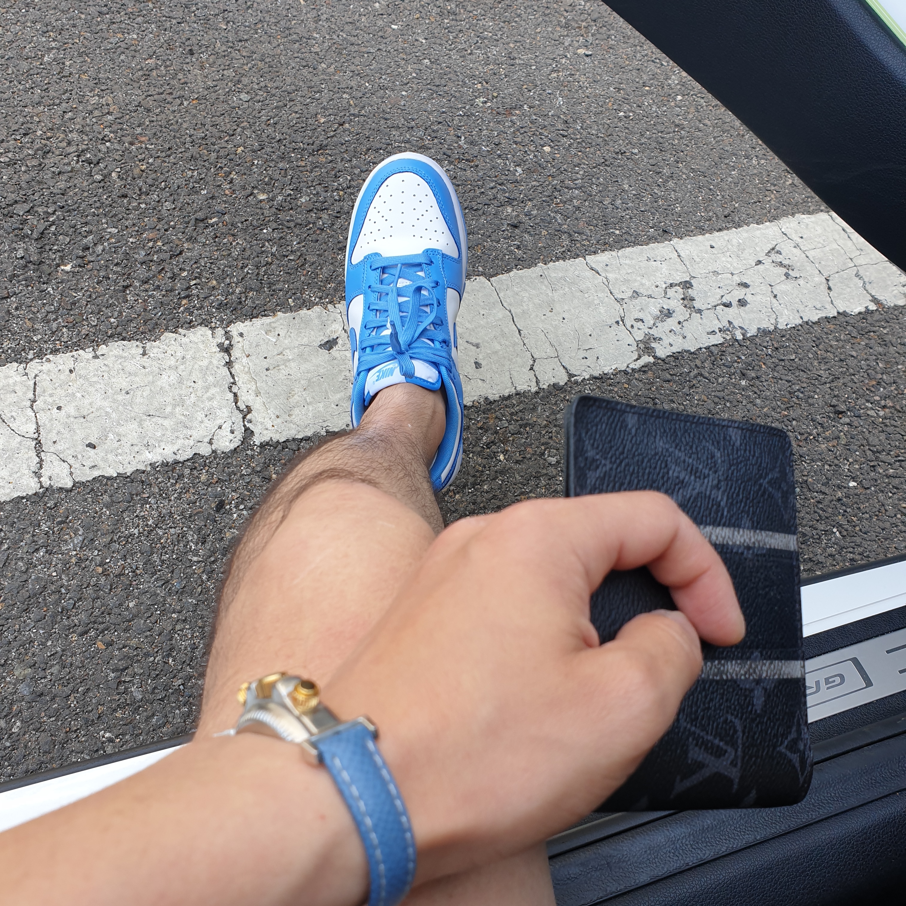 Nike Dunk Low Retro University Blue 착용 스타일 - 2