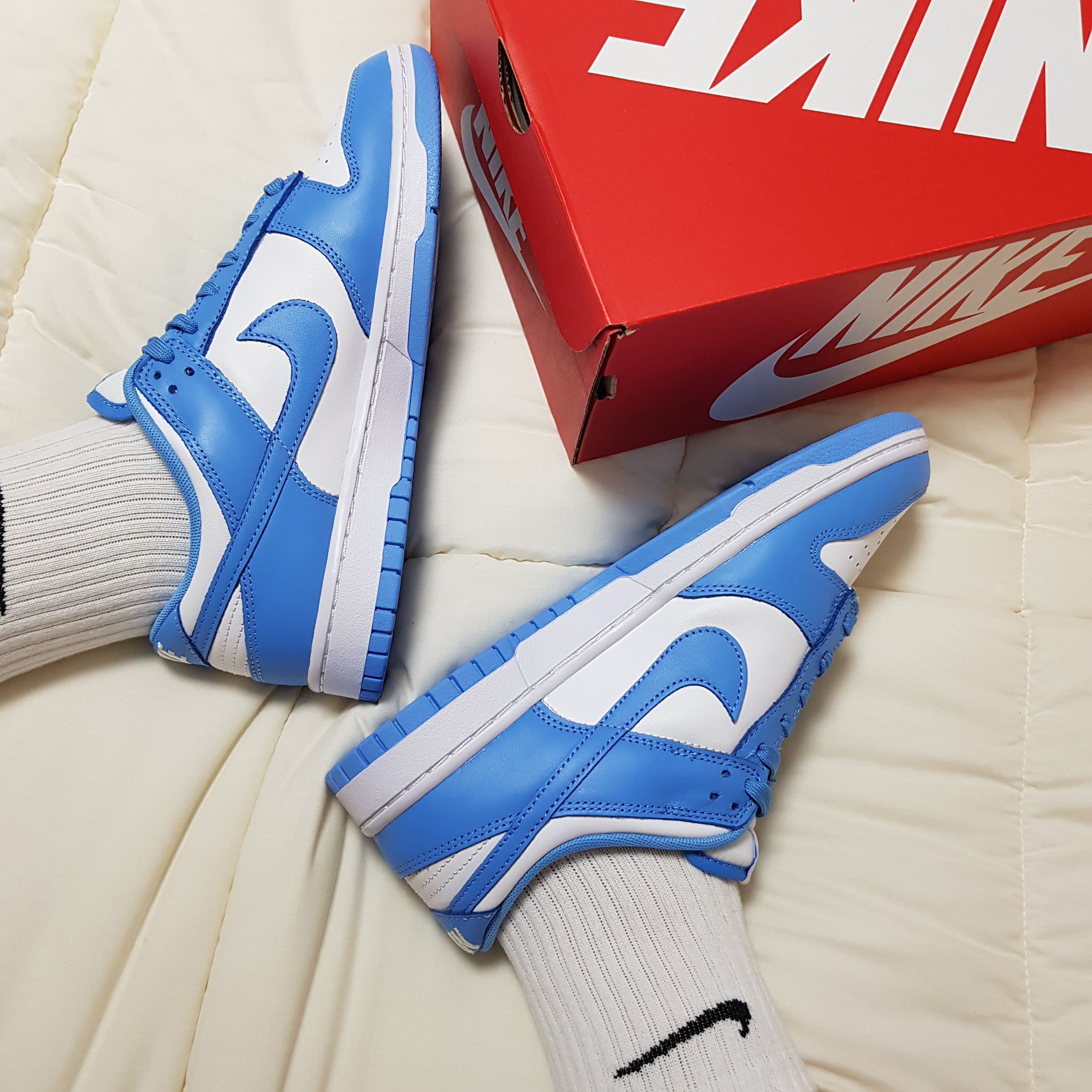 Nike Dunk Low Retro University Blue 착용 스타일