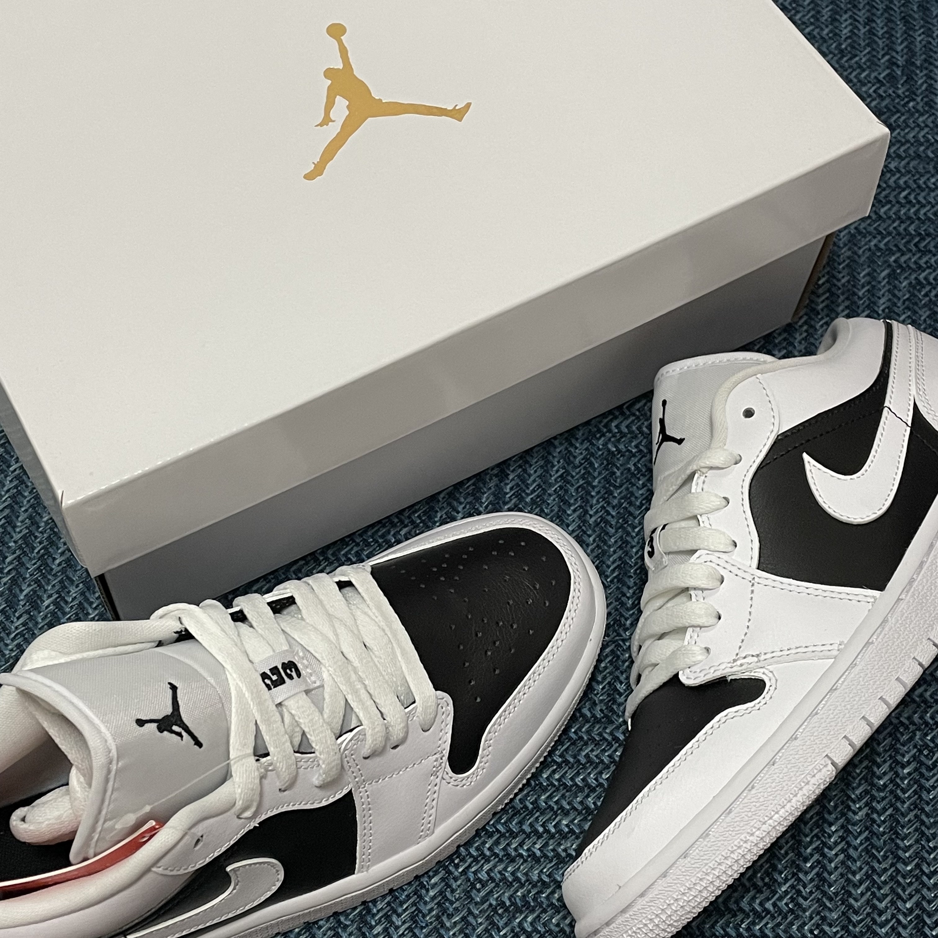 (W) Jordan 1 Low Panda 착용 스타일