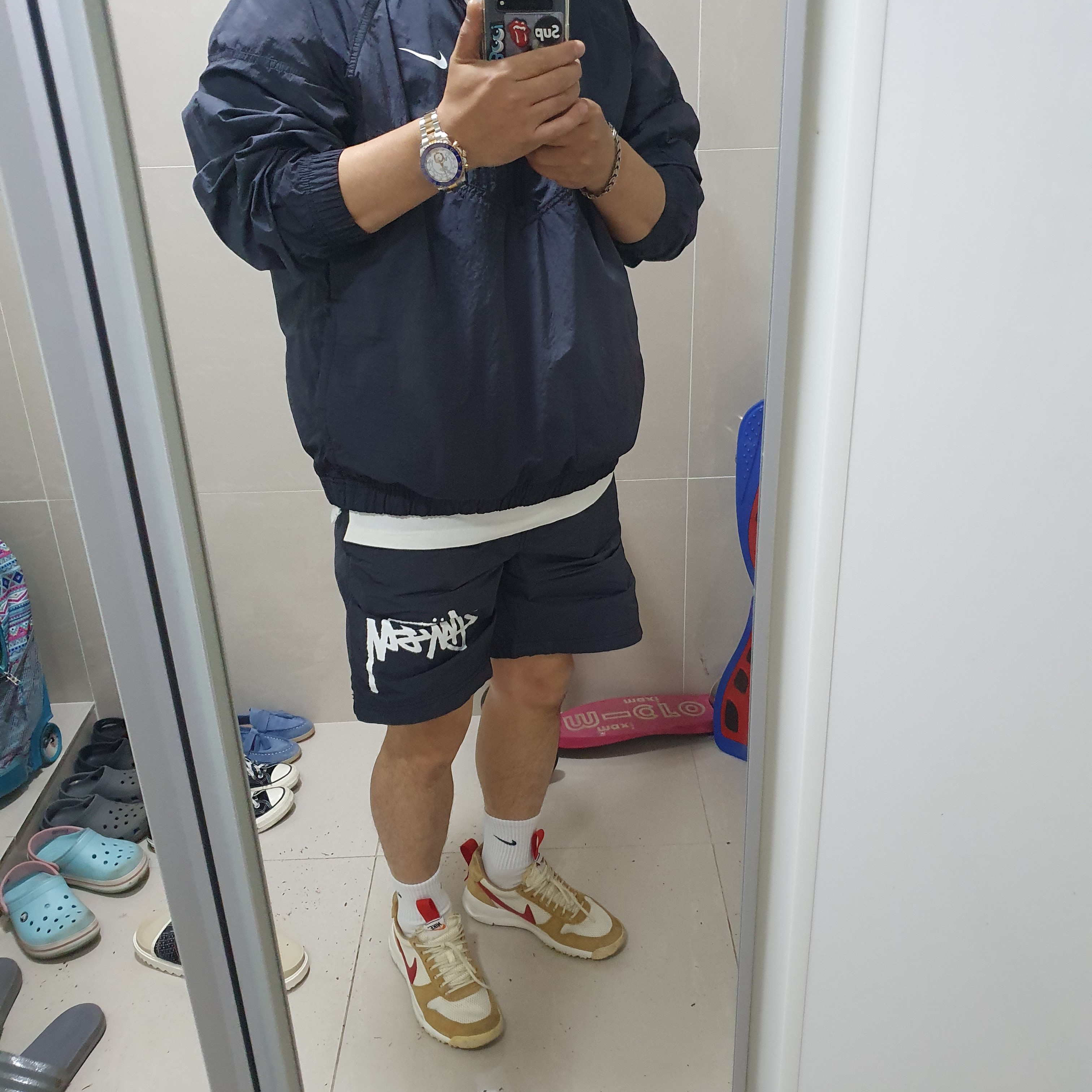 Nike x Tom Sachs Mars Yard Shoe 2.0 Space Camp, Nike x Stussy Water Shorts Off Noir 착용 스타일