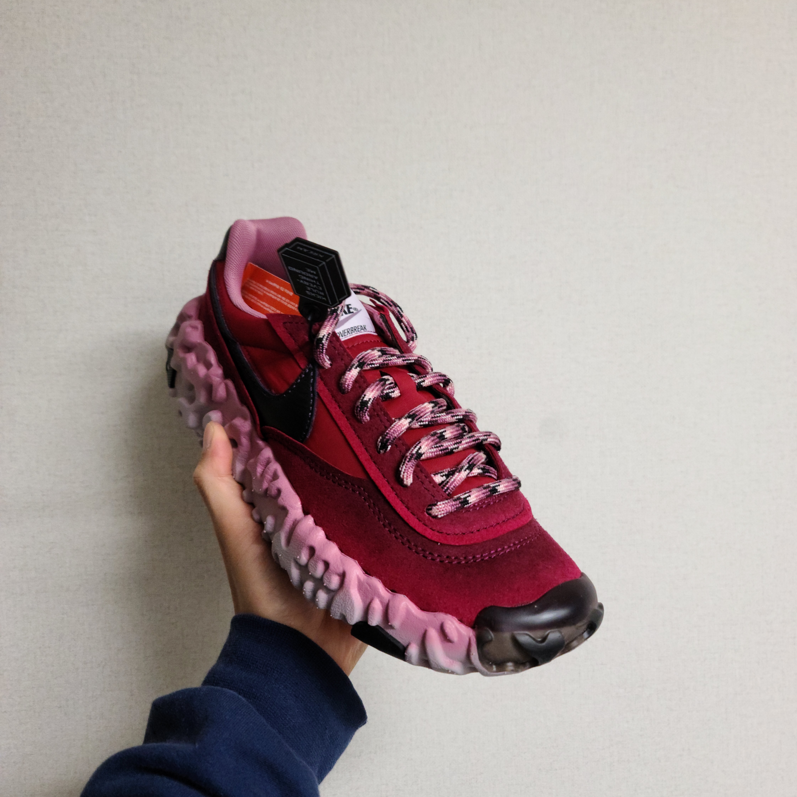 Nike Overbreak SP Bright Crimson 착용 스타일