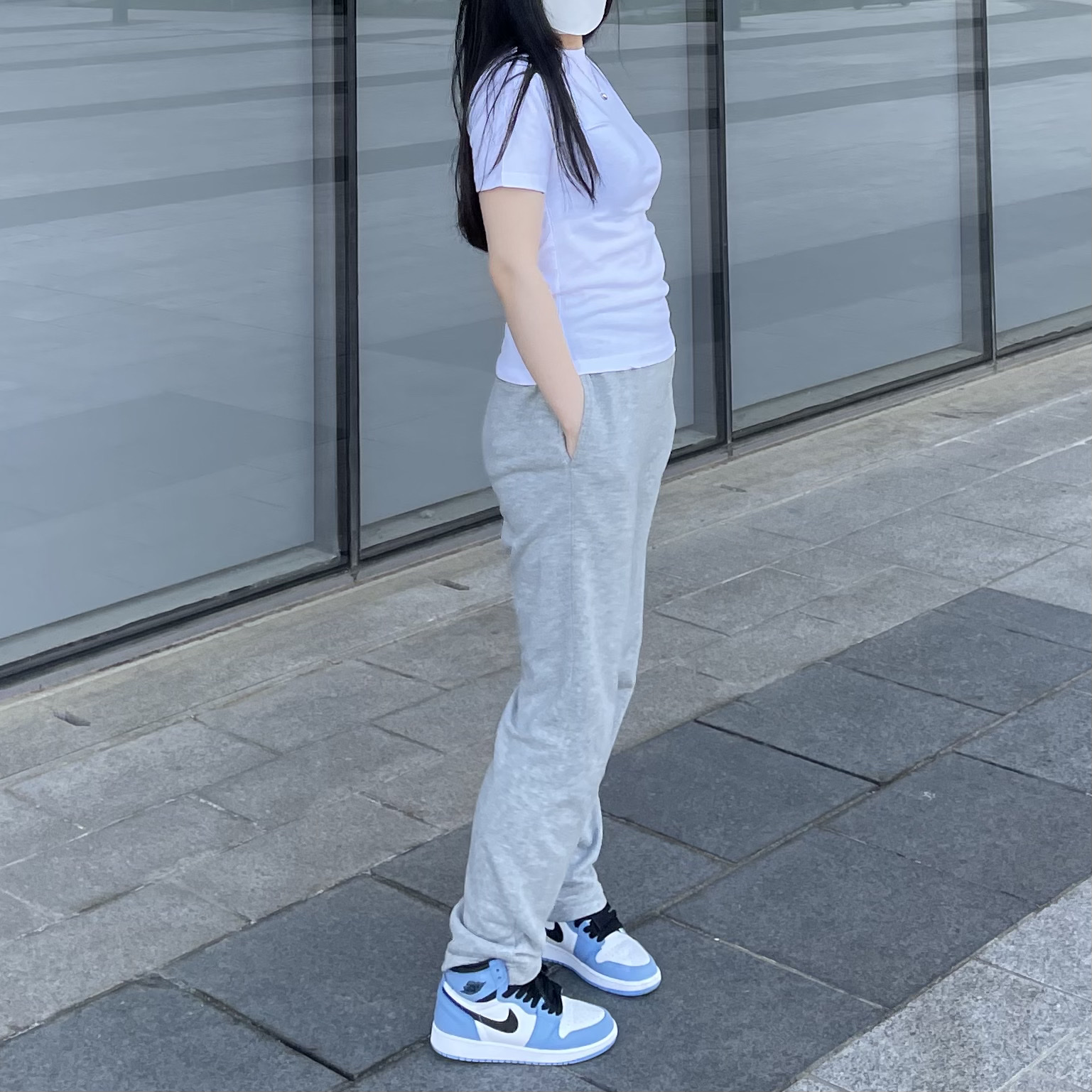 Jordan 1 Retro High OG University Blue, (GS) Jordan 1 Retro High OG University Blue 착용 스타일 - 2