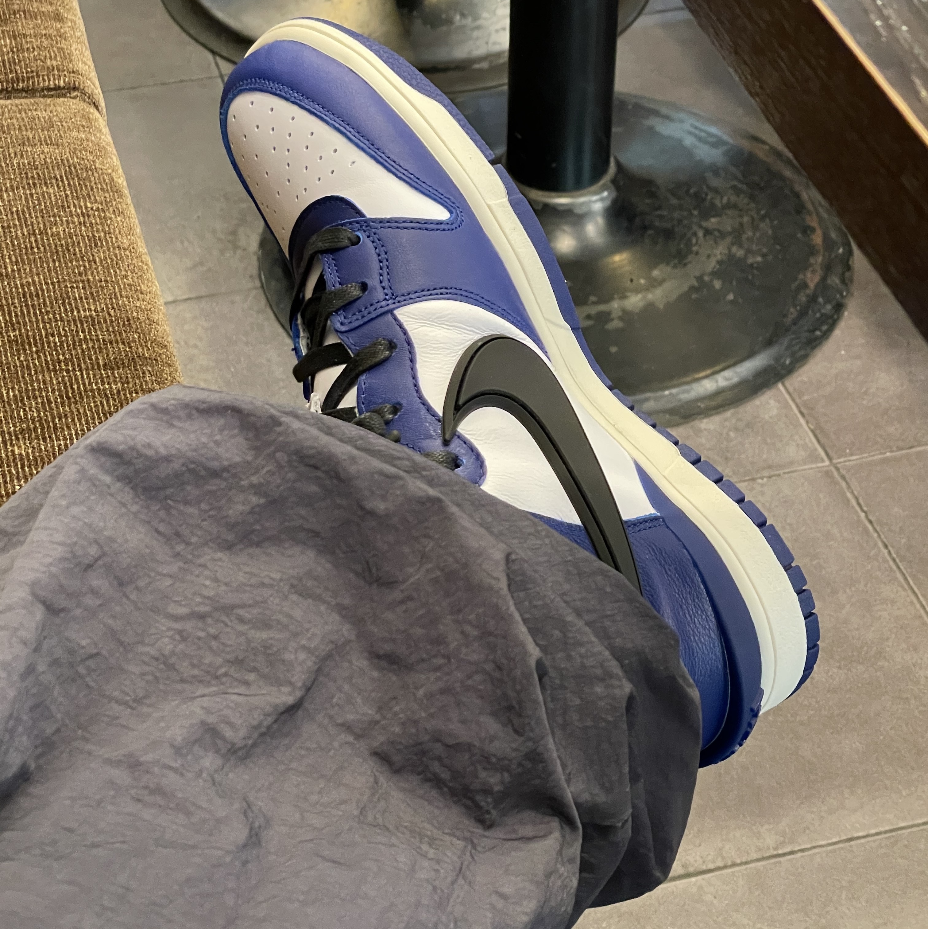 Nike x Ambush Dunk High Deep Royal Blue 착용 스타일 - 2