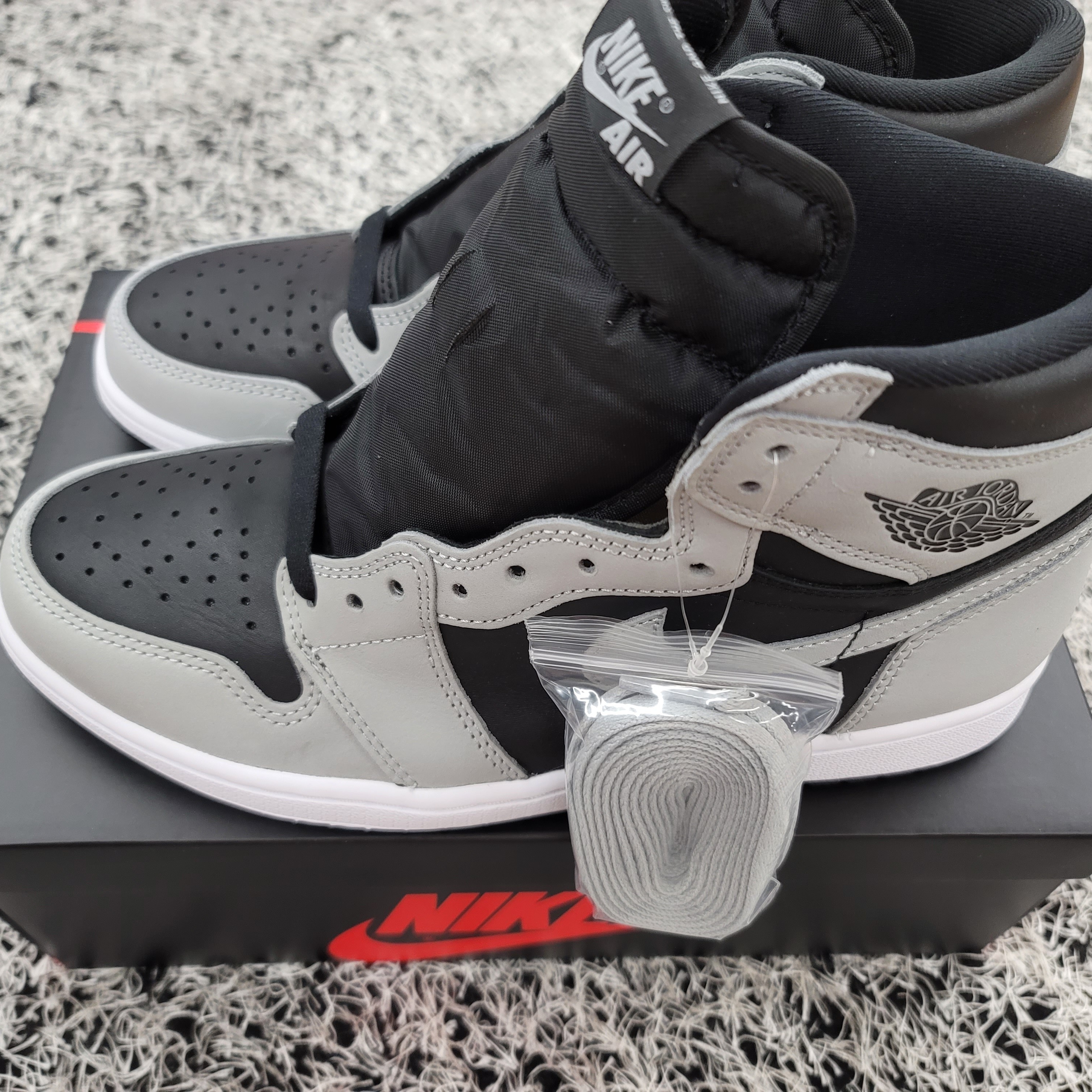 Jordan 1 Retro High OG Shadow 2.0 착용 스타일
