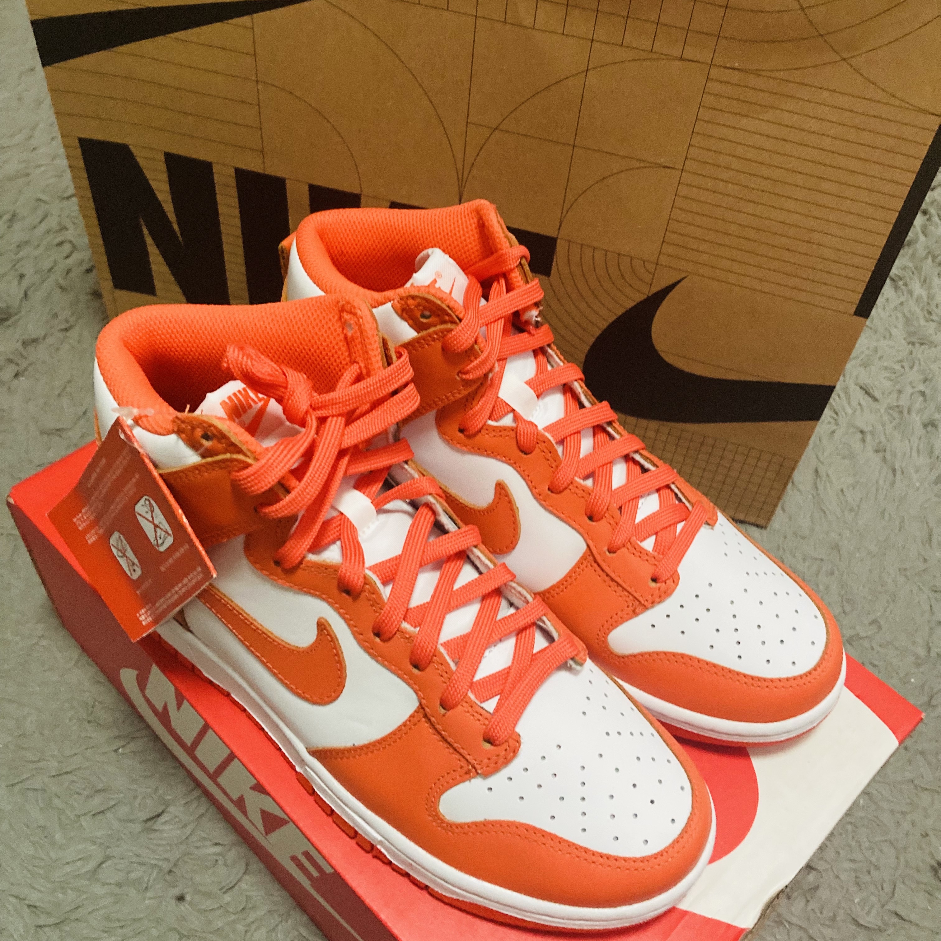 (W) Nike Dunk High Orange Blaze 착용 스타일