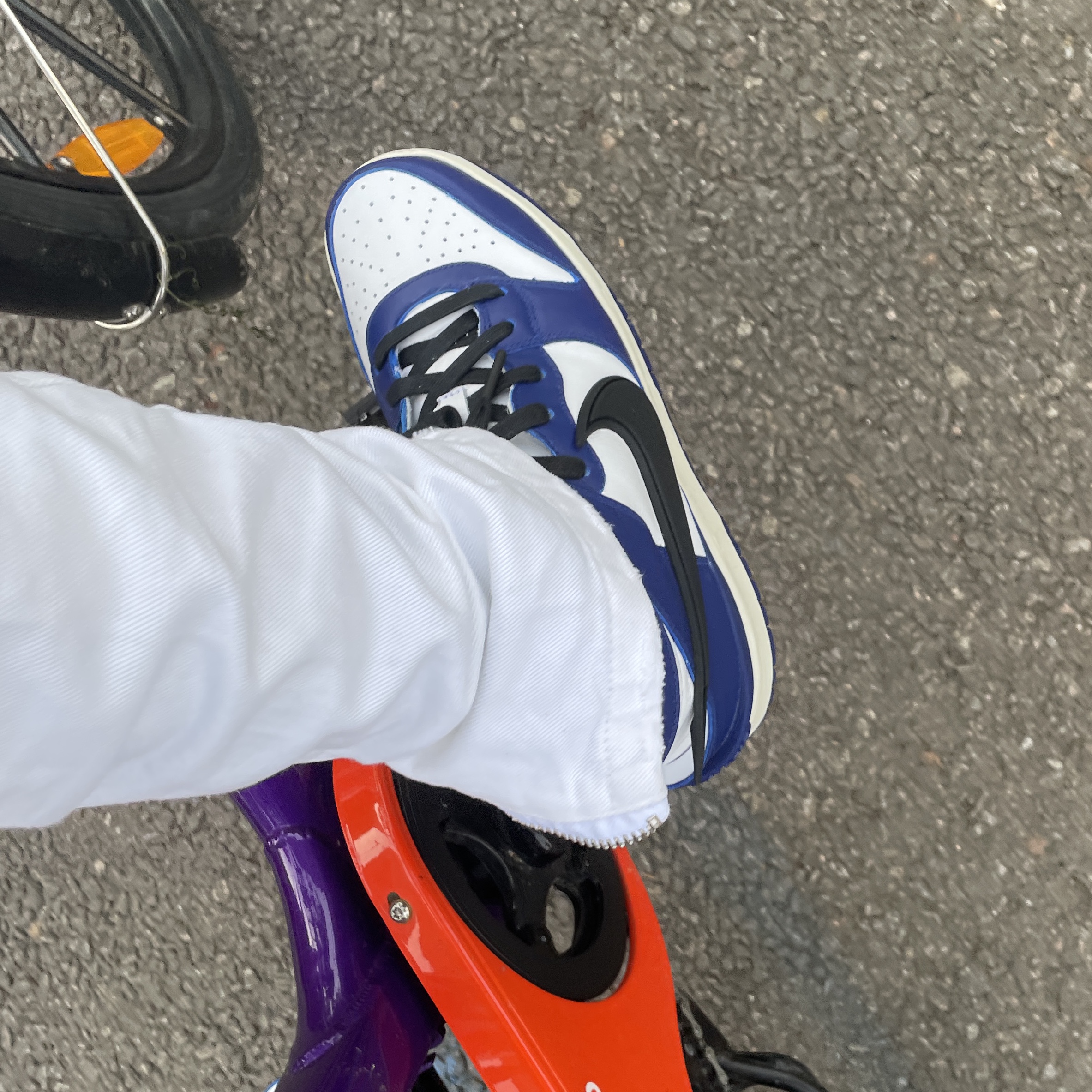 Nike x Ambush Dunk High Deep Royal Blue 착용 스타일 - 3