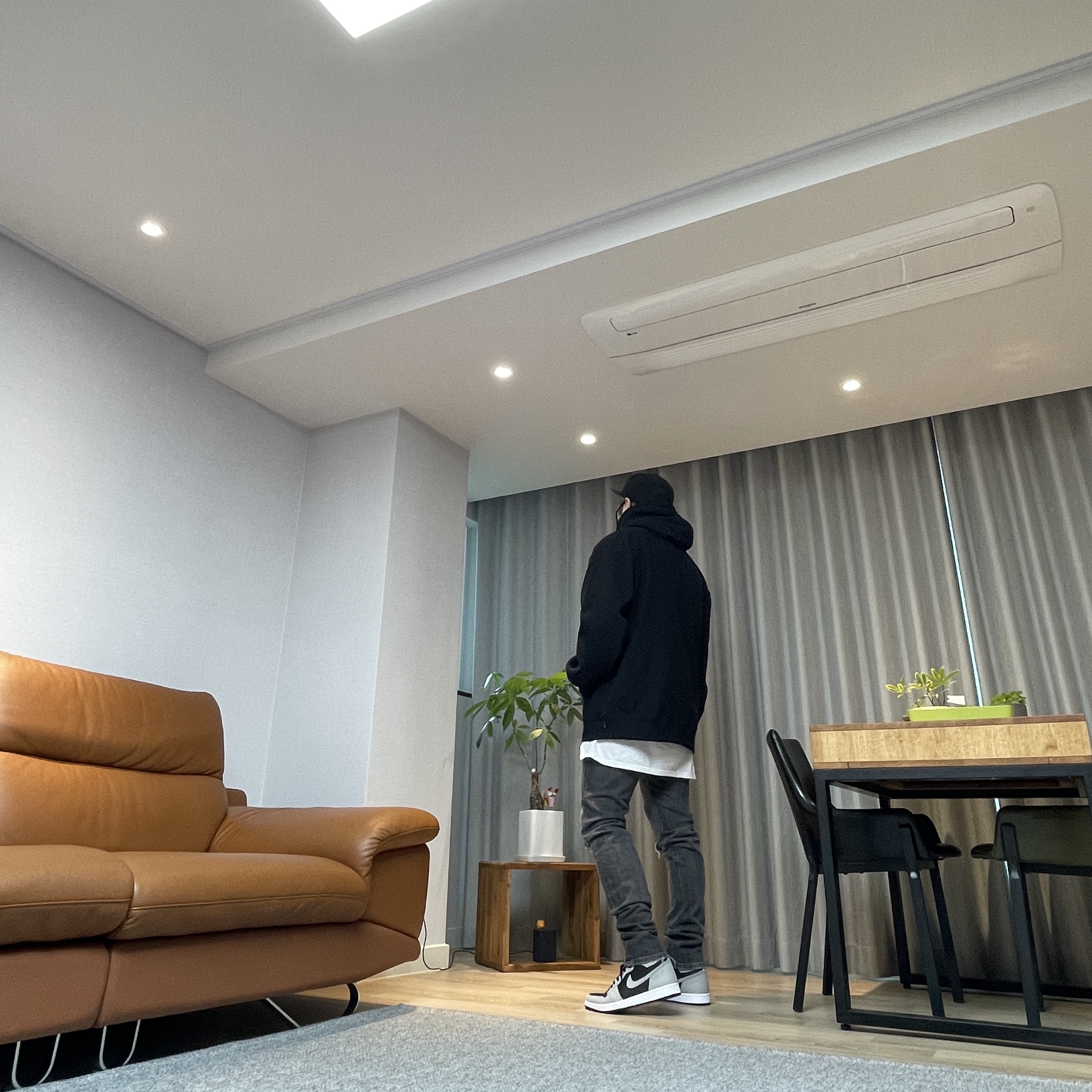 Jordan 1 Retro High OG Shadow 2.0, Supreme Hearts Arc Hooded Sweatshirt Black - 21SS 착용 스타일 - 3