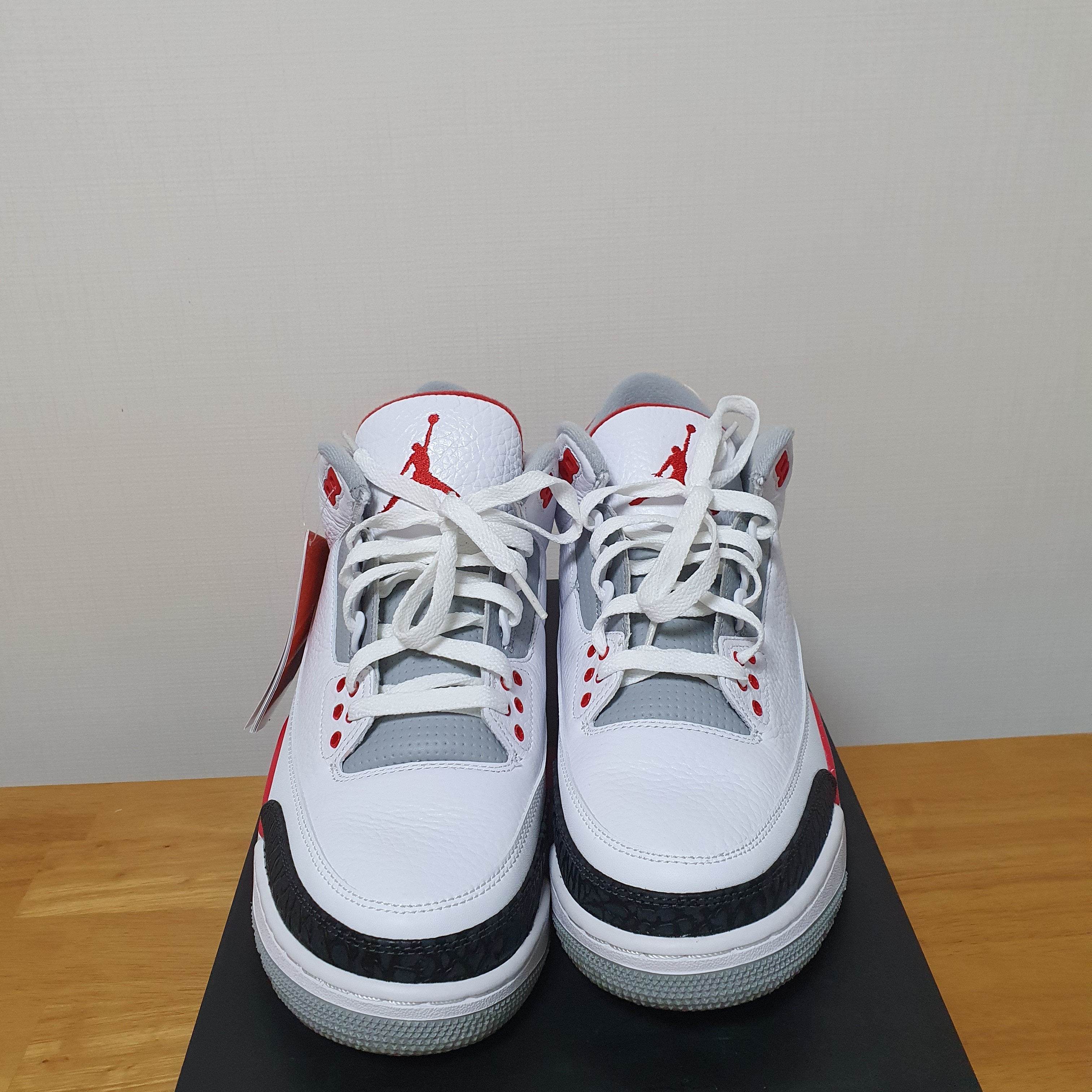 Jordan 3 Retro Fire Red 2013 착용 스타일 - 2