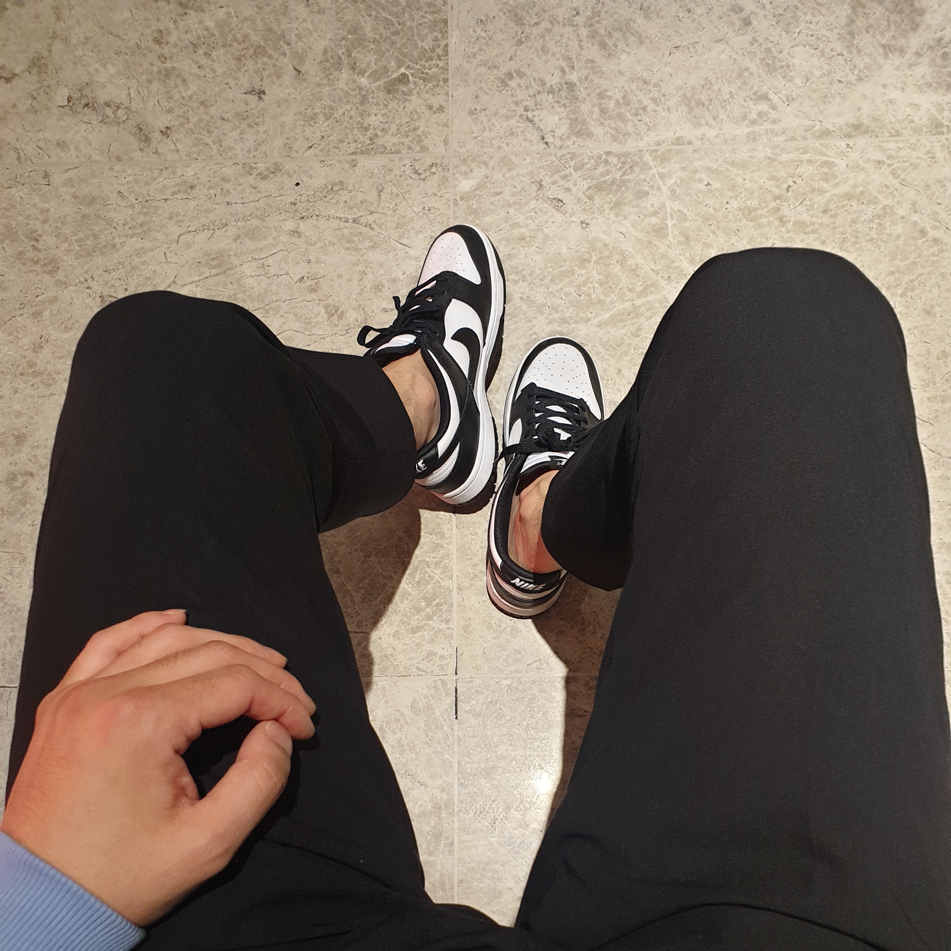 Nike Dunk Low Retro Black 착용 스타일 - 2