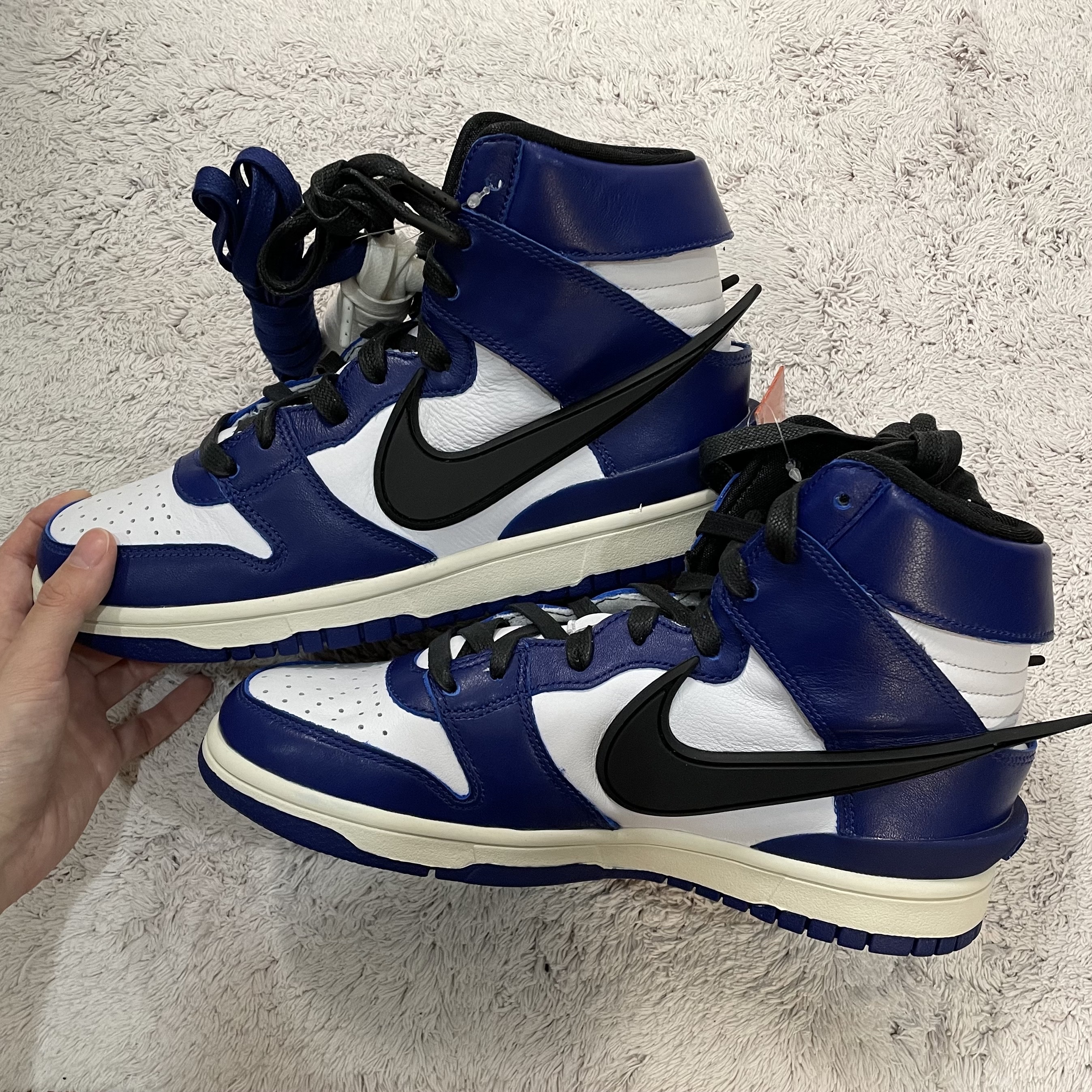 Nike x Ambush Dunk High Deep Royal Blue 착용 스타일 - 2