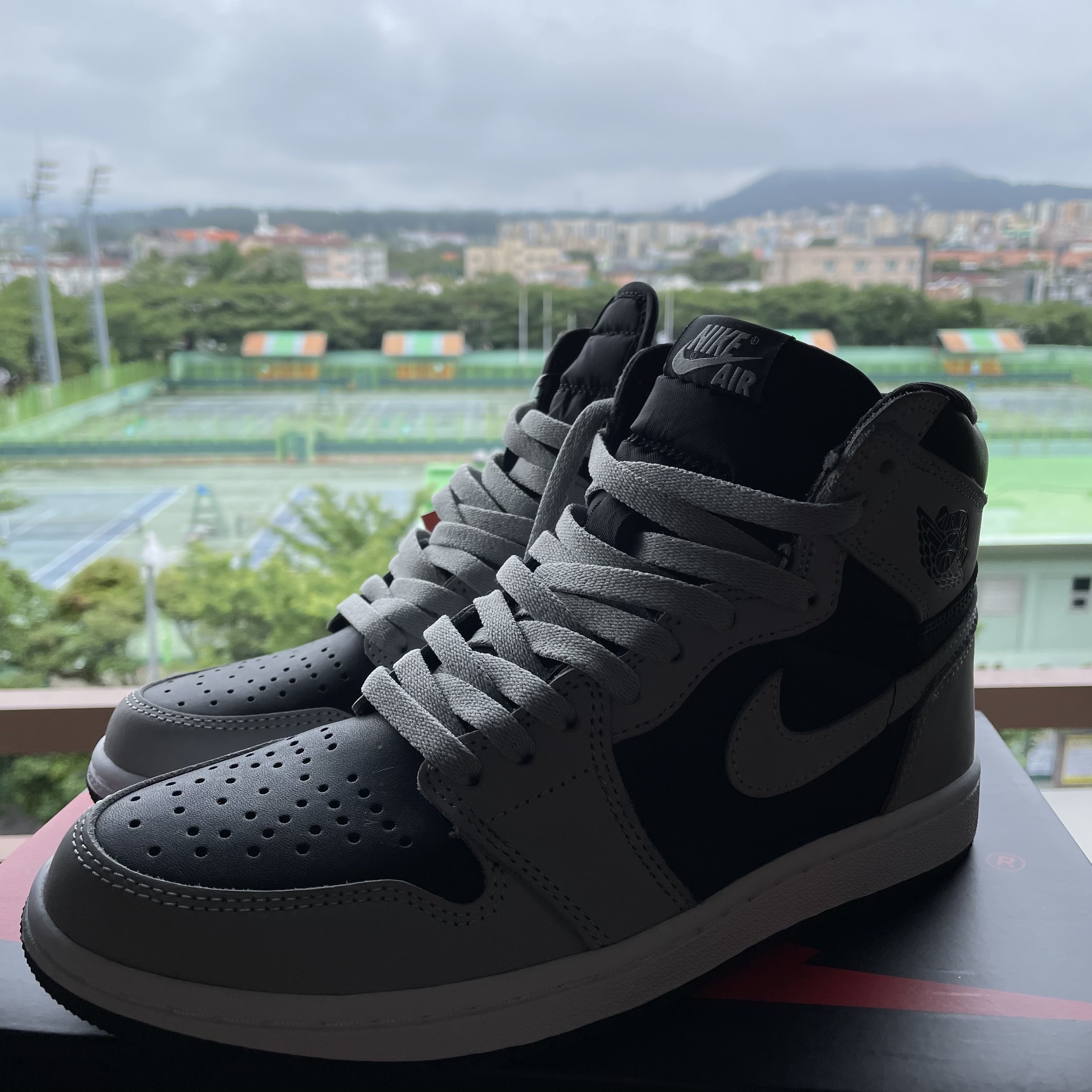 Jordan 1 Retro High OG Shadow 2.0 착용 스타일