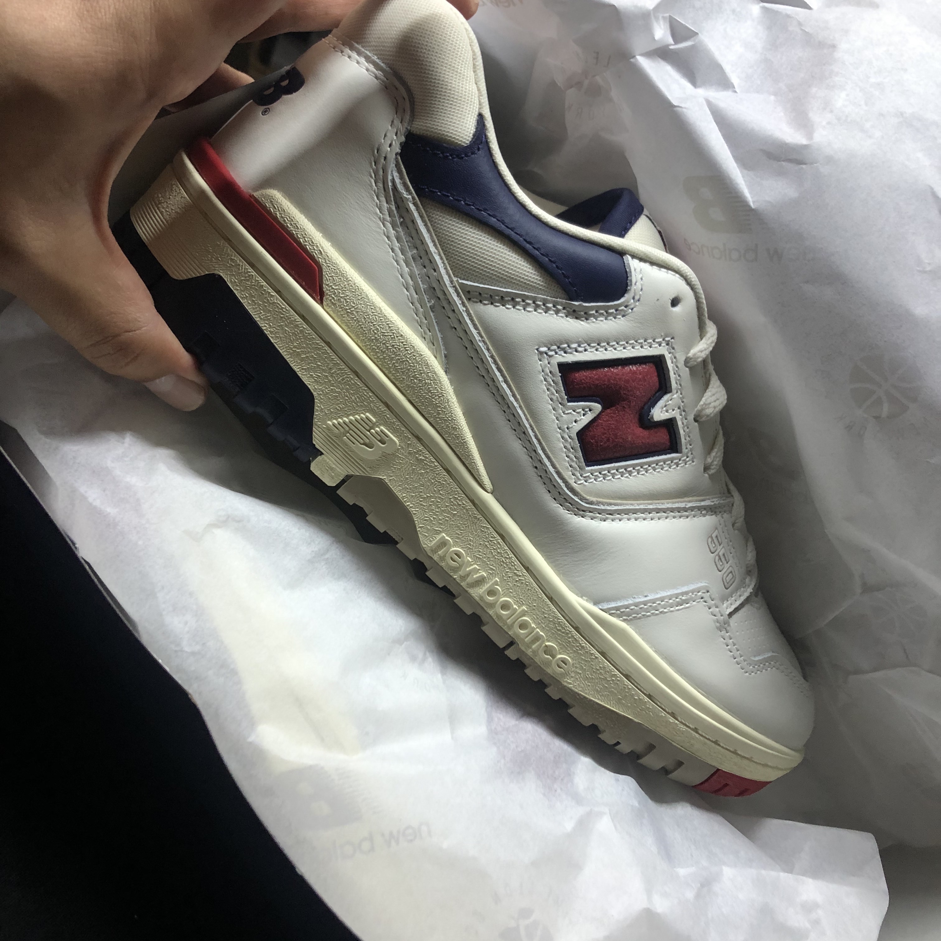 New Balance x Aime Leon Dore 550 Navy Red 착용 스타일 - 1