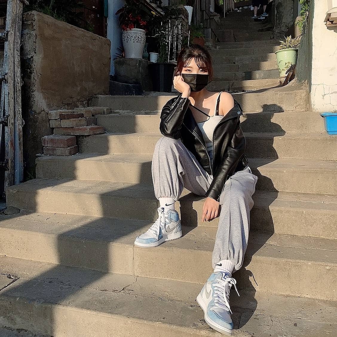 (GS) Jordan 1 Retro High OG Hyper Royal, Jordan 1 Retro High OG Hyper Royal 착용 스타일 - 4