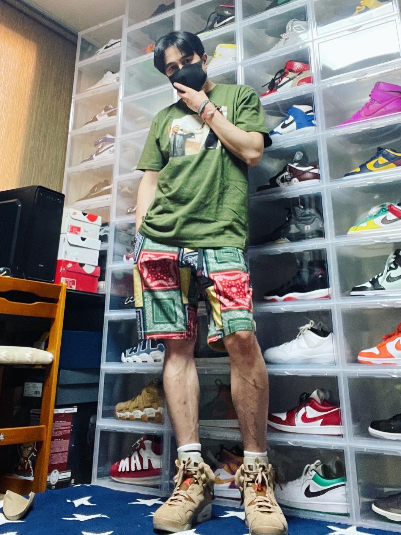 Jordan 6 x Travis Scott Retro SP British Khaki, Supreme The Killer Trust T-Shirt Olive - 18FW 착용 스타일 - 1