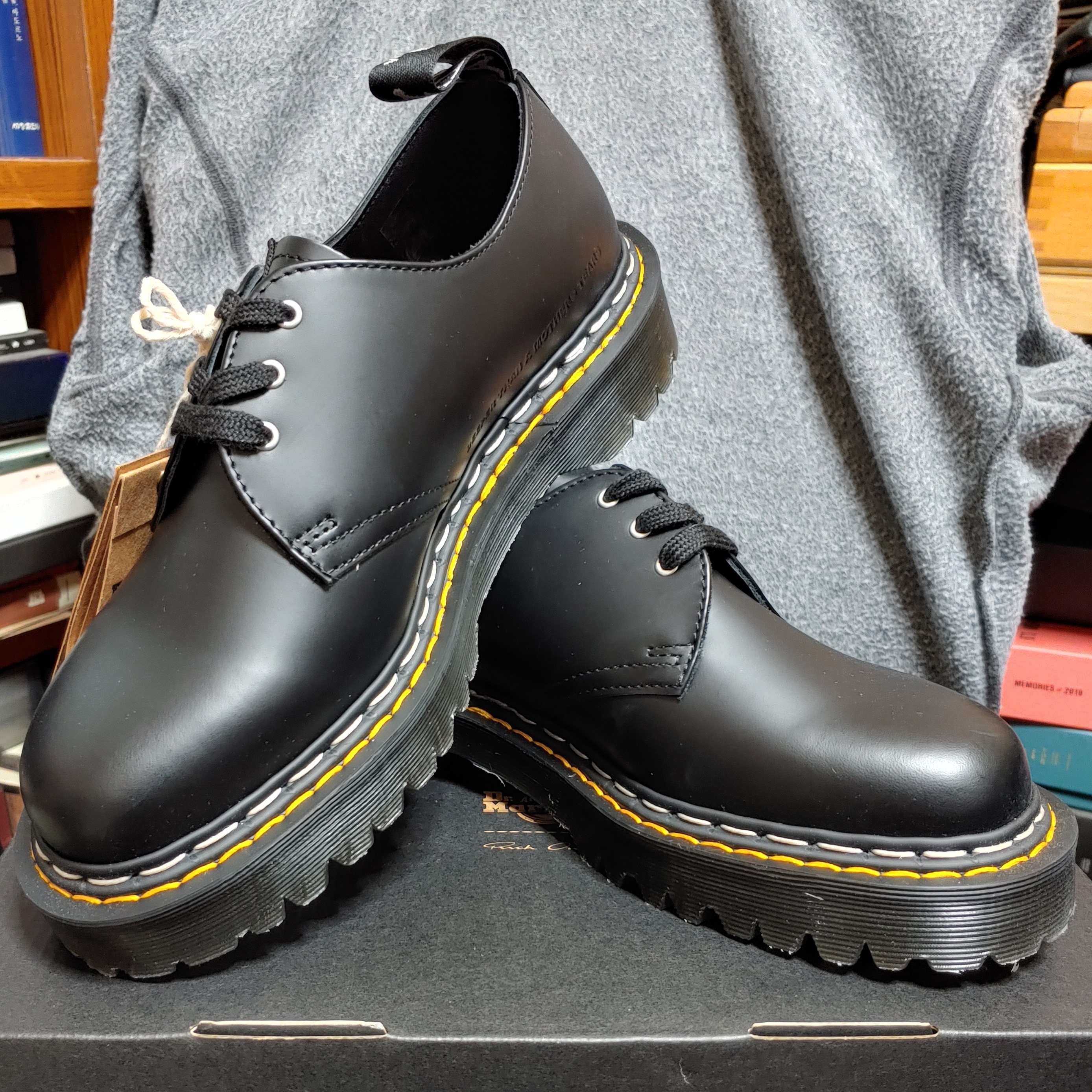 Dr. Martens x Rick Owens 1461 Bex Leather Oxford Shoes Black 착용 스타일